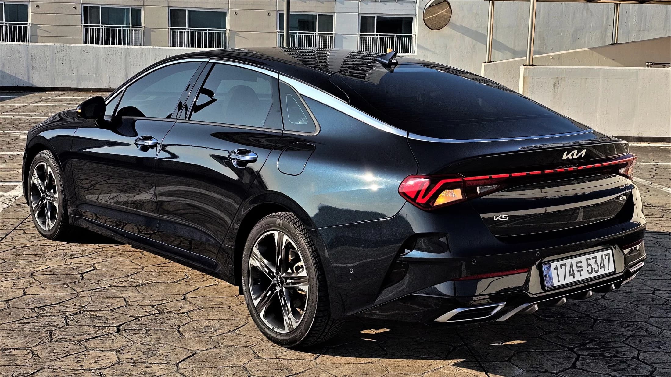Kia K5 (Киа Оптима) Signature, гибрид, 2023 г. 64065 км. — фото 2