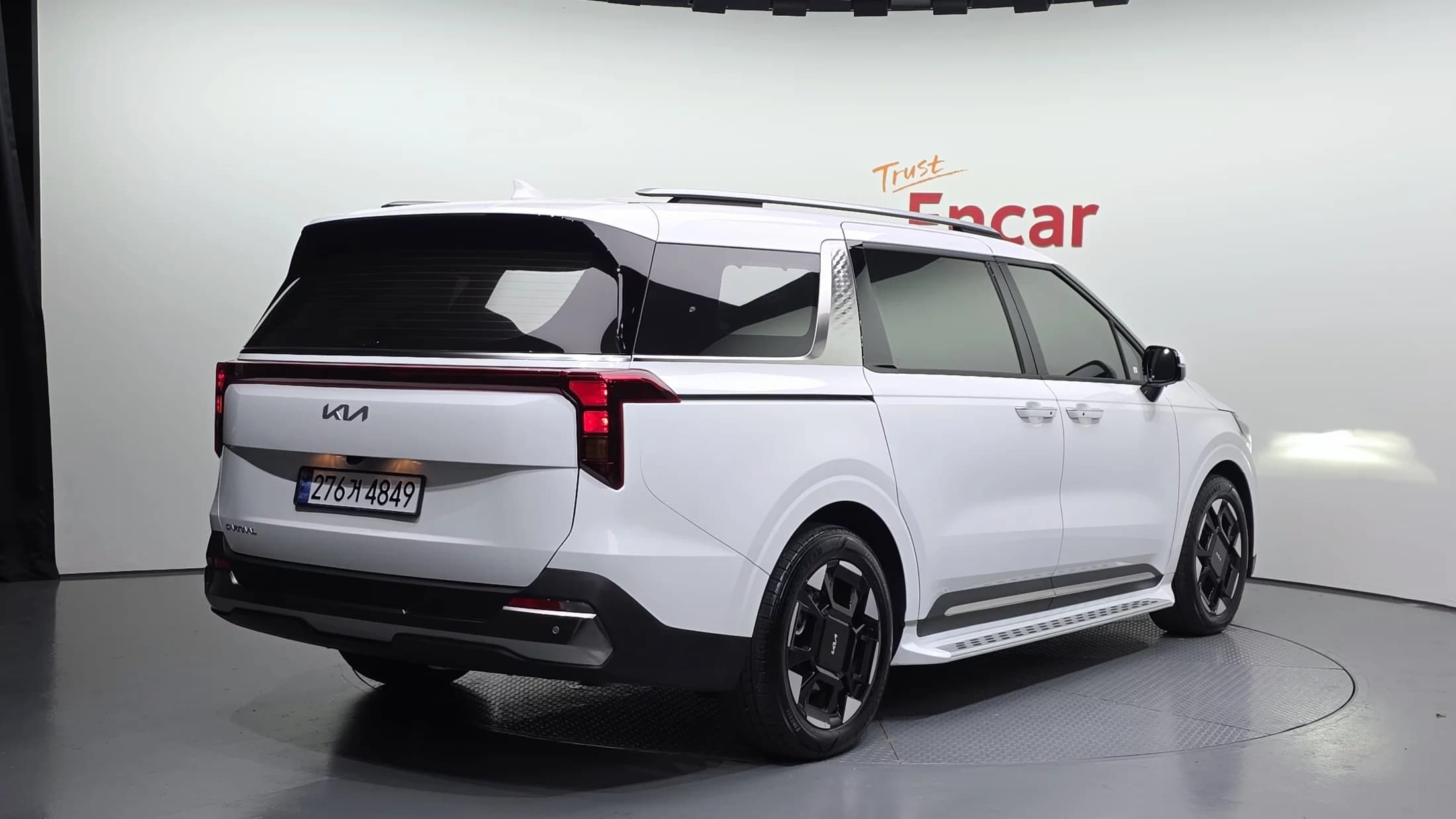 Kia Carnival 7-Seater Noblesse, 2025 г. 15240 км. — фото 2