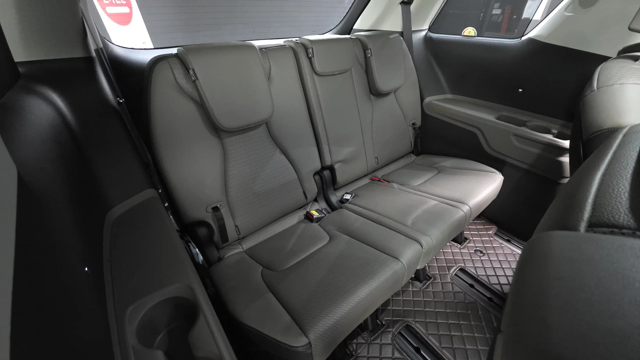 Kia Carnival 7-Seater Noblesse, 2025 г. 15240 км. — фото 19