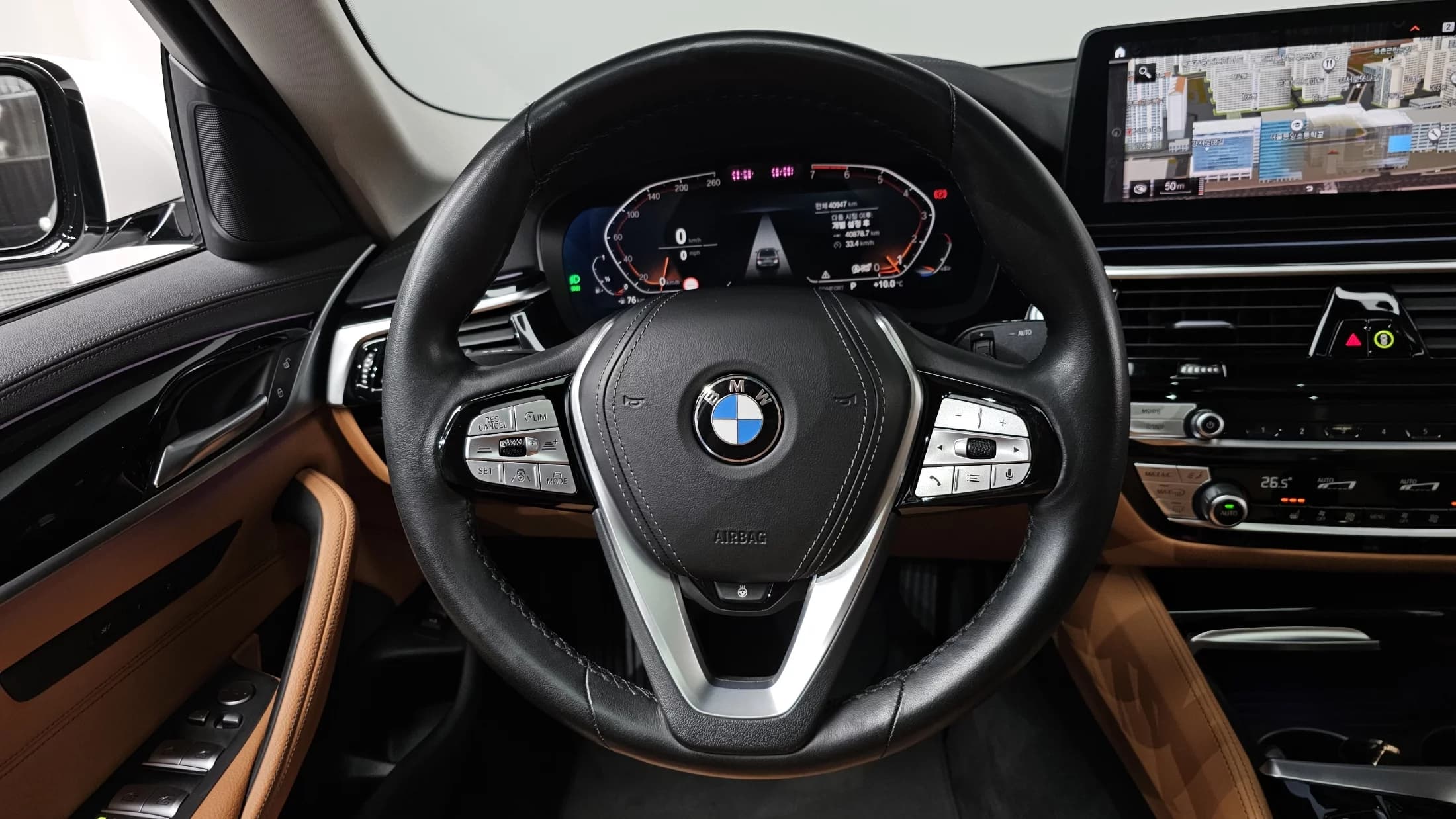 BMW 5-Series 520i Luxury, 2021 г. 41033 км. — фото 12