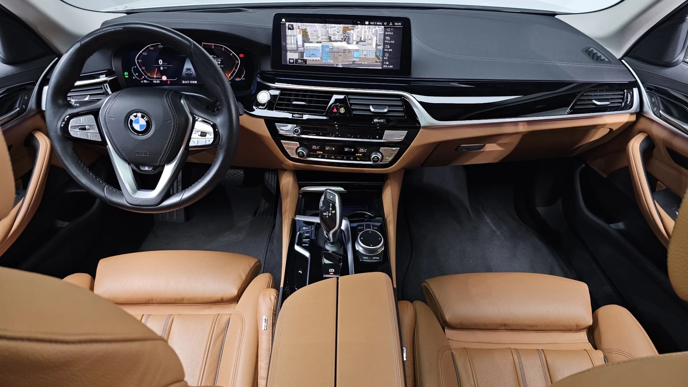 BMW 5-Series 520i Luxury, 2021 г. 41033 км. — фото 6