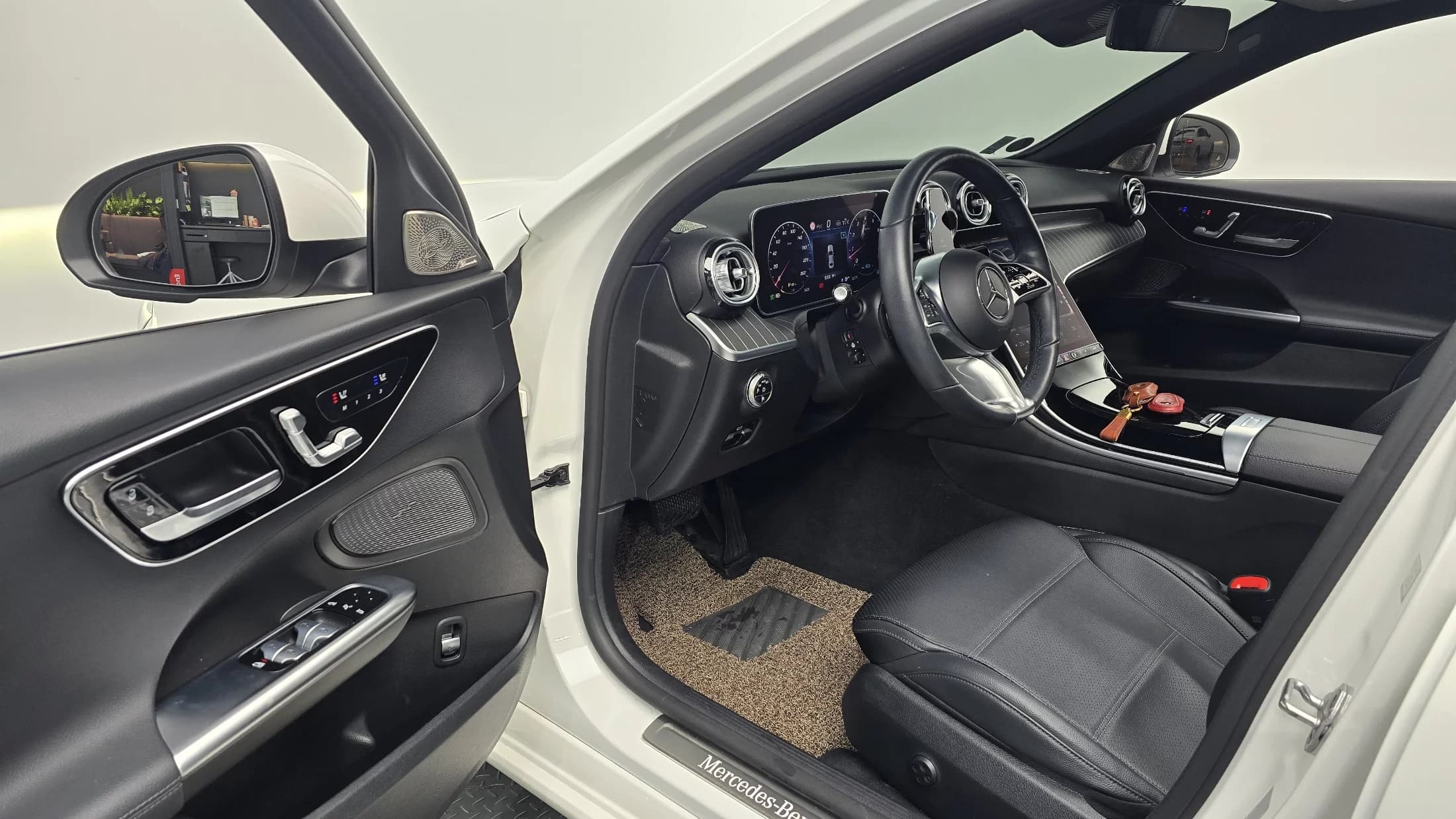 Mercedes-Benz C-Class C200 4MATIC Avantgarde, 2022 г. 48928 км. — фото 11
