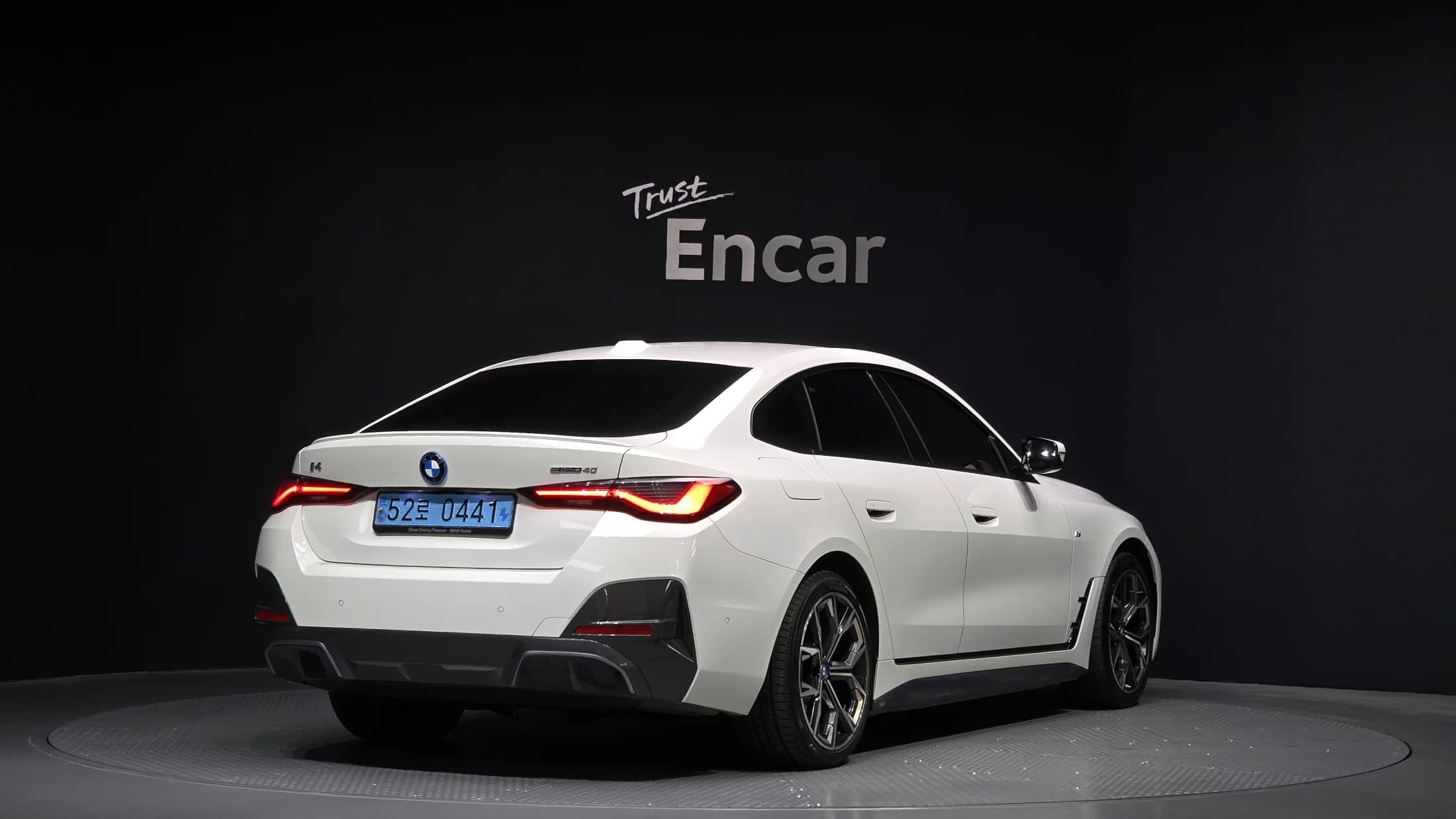BMW i4 eDrive40 M Sports Pro, электромобиль, 2022 г. 36163 км. — фото 2