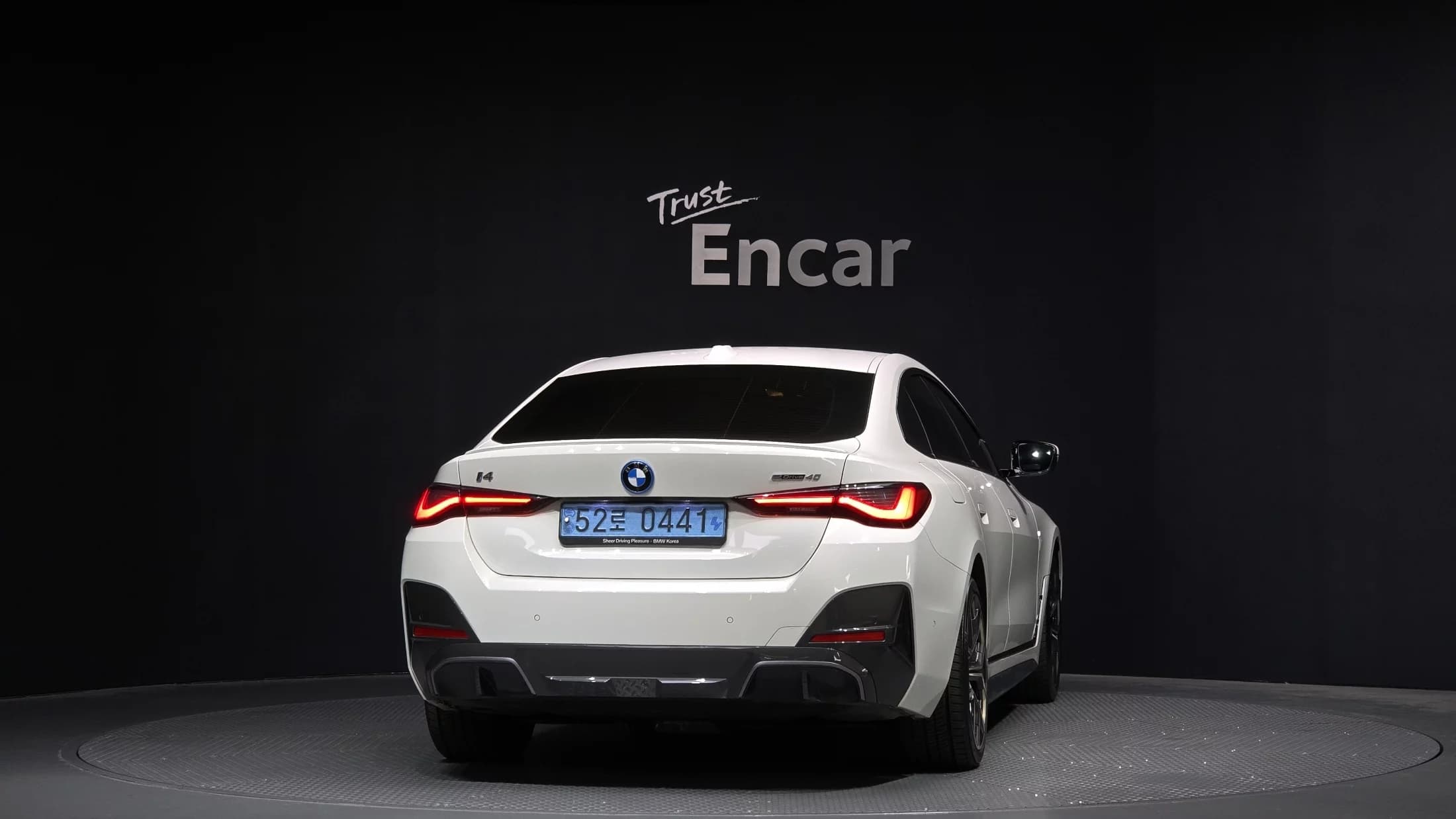 BMW i4 eDrive40 M Sports Pro, электромобиль, 2022 г. 36163 км. — фото 4