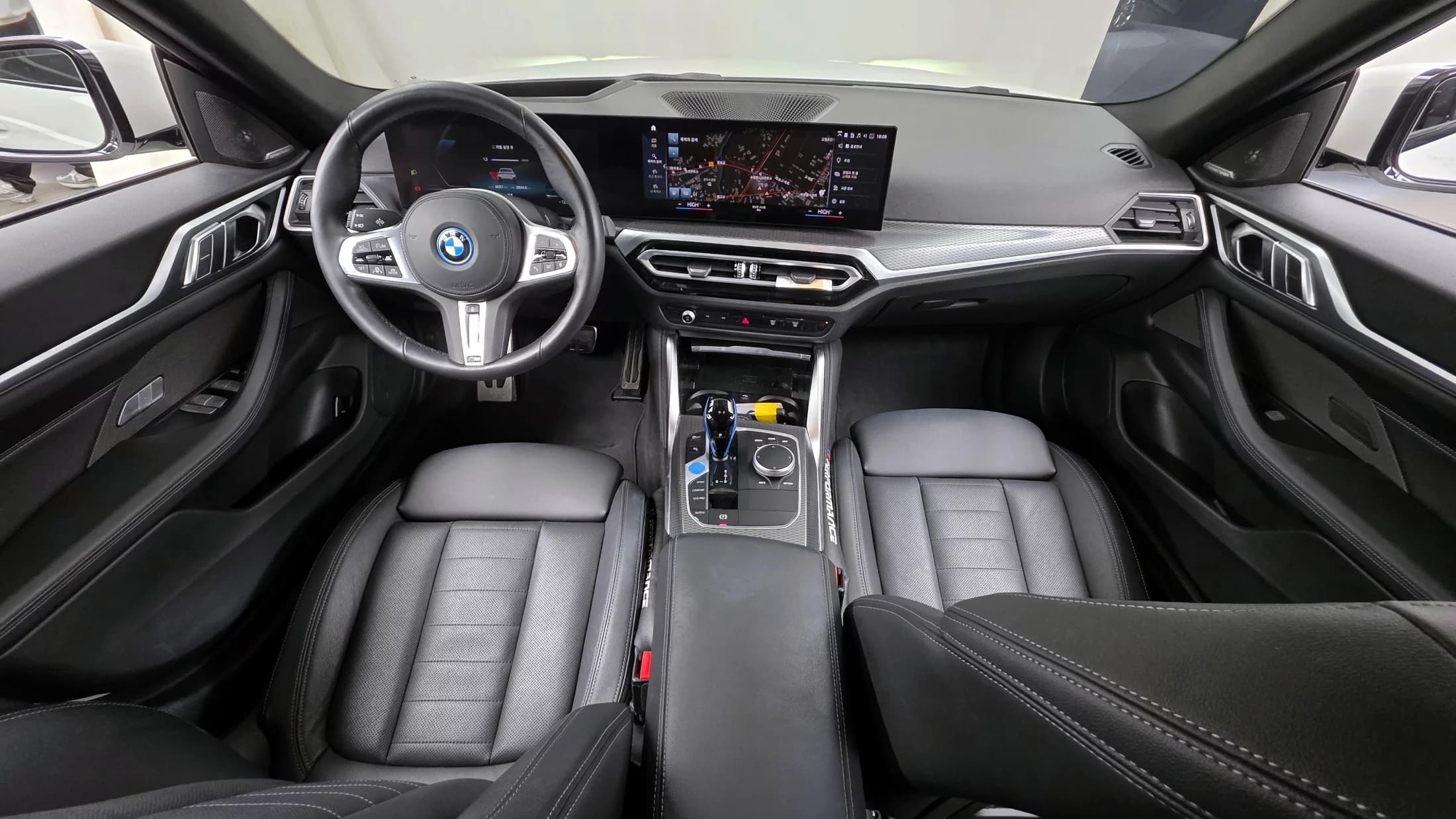 BMW i4 eDrive40 M Sports Pro, электромобиль, 2022 г. 36163 км. — фото 7