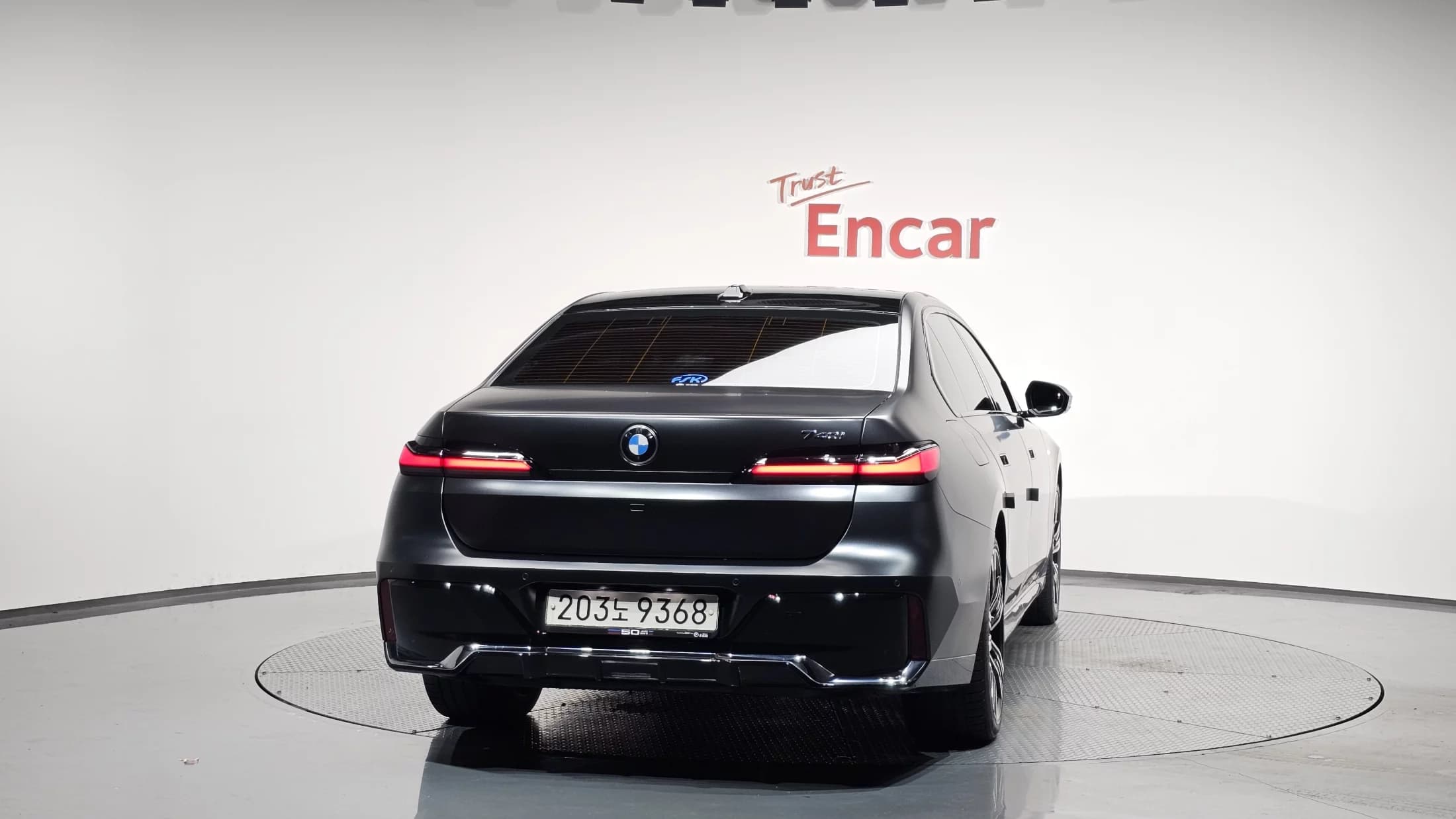 BMW 7-Series 740i sDrive M Sport, 2022 г. 45390 км. — фото 3