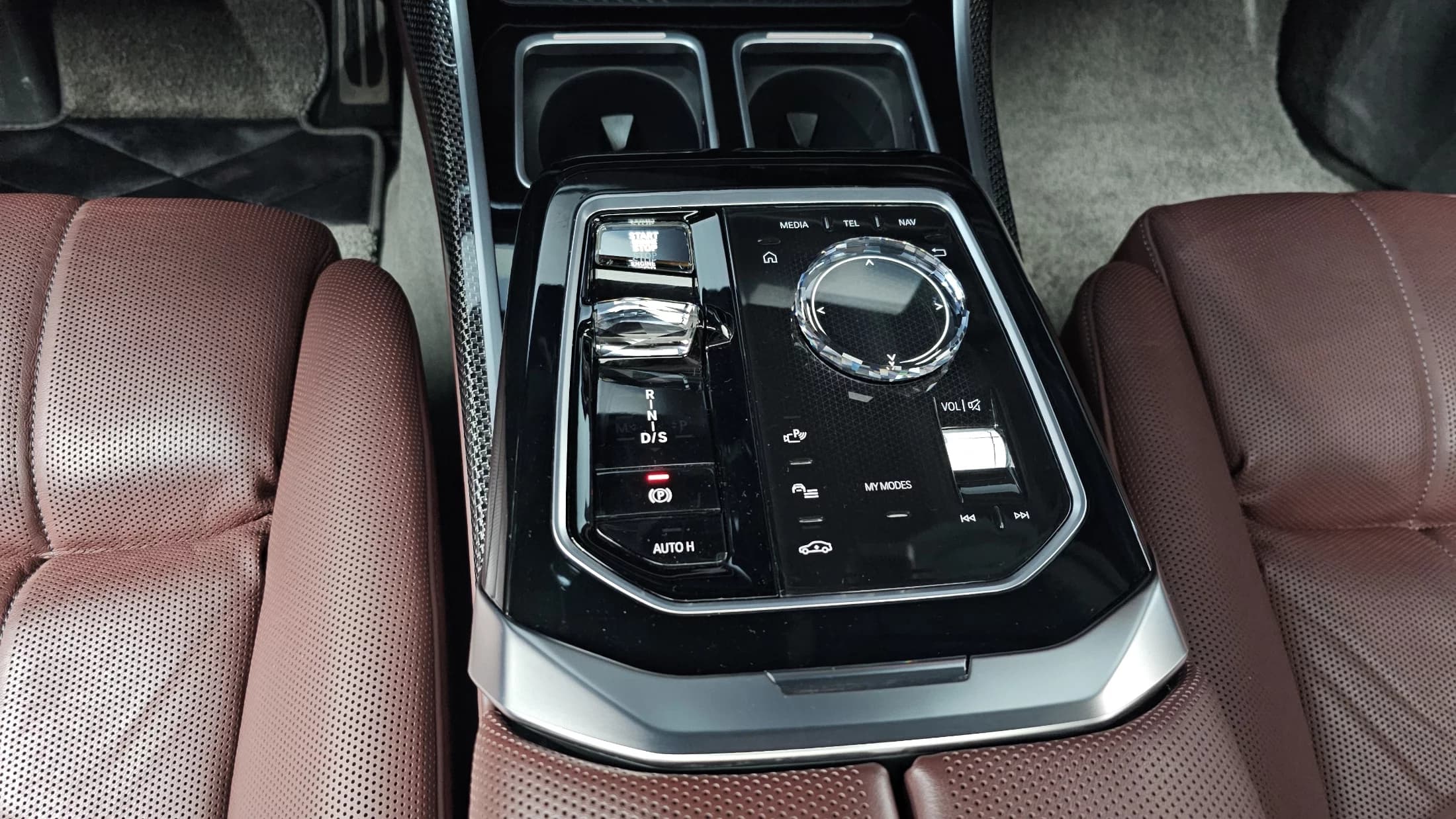 BMW 7-Series 740i sDrive M Sport, 2022 г. 45390 км. — фото 8
