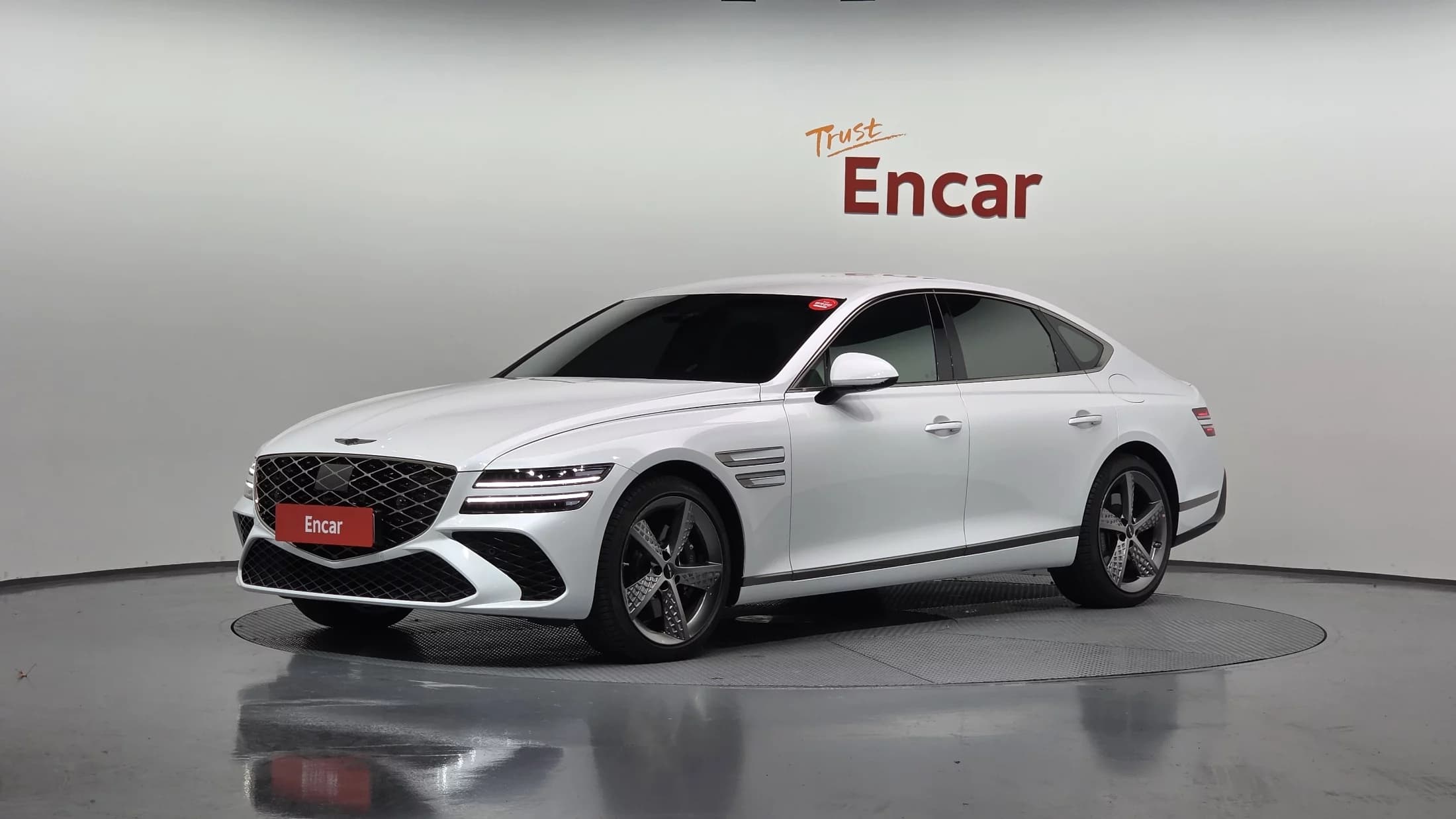 Genesis G80 Gasoline 2.5 Turbo 2WD, 2025 г. 5085 км.