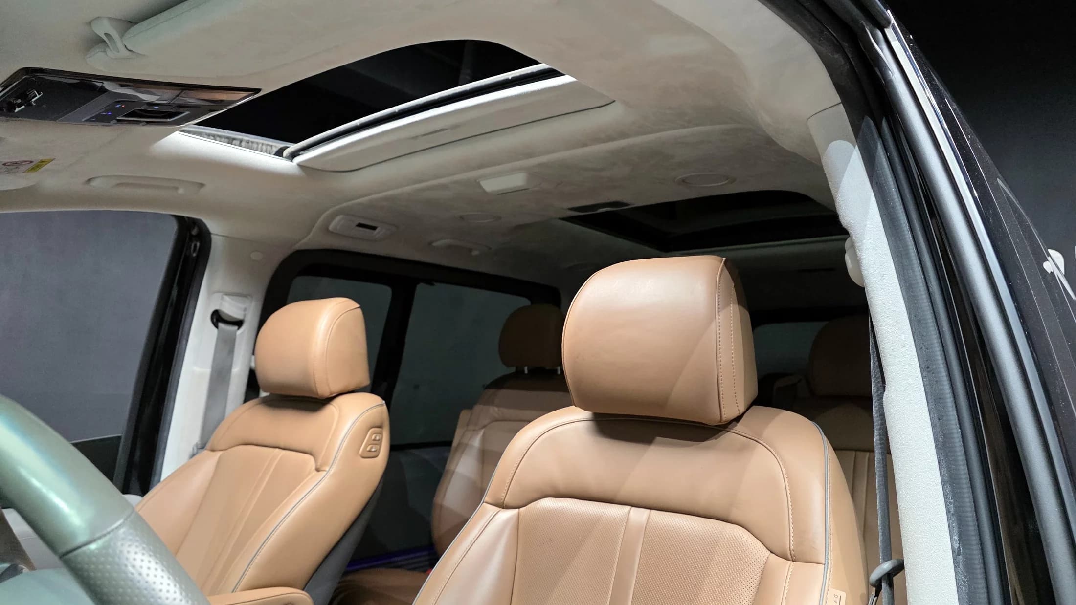 Hyundai Staria 4WD Lounge 9-Seater Inspiration, 2021 г. 51546 км. — фото 19