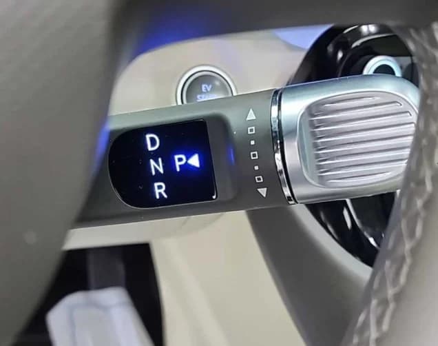 Hyundai Casper Electric Inspiration, электромобиль, 2024 г. 12299 км. — фото 8