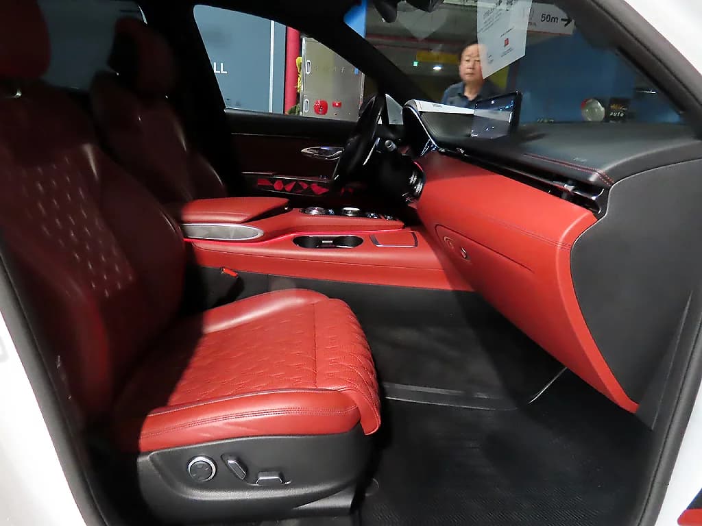 Genesis GV70 3.5T Gasoline AWD, 2021 г. 78442 км. — фото 8