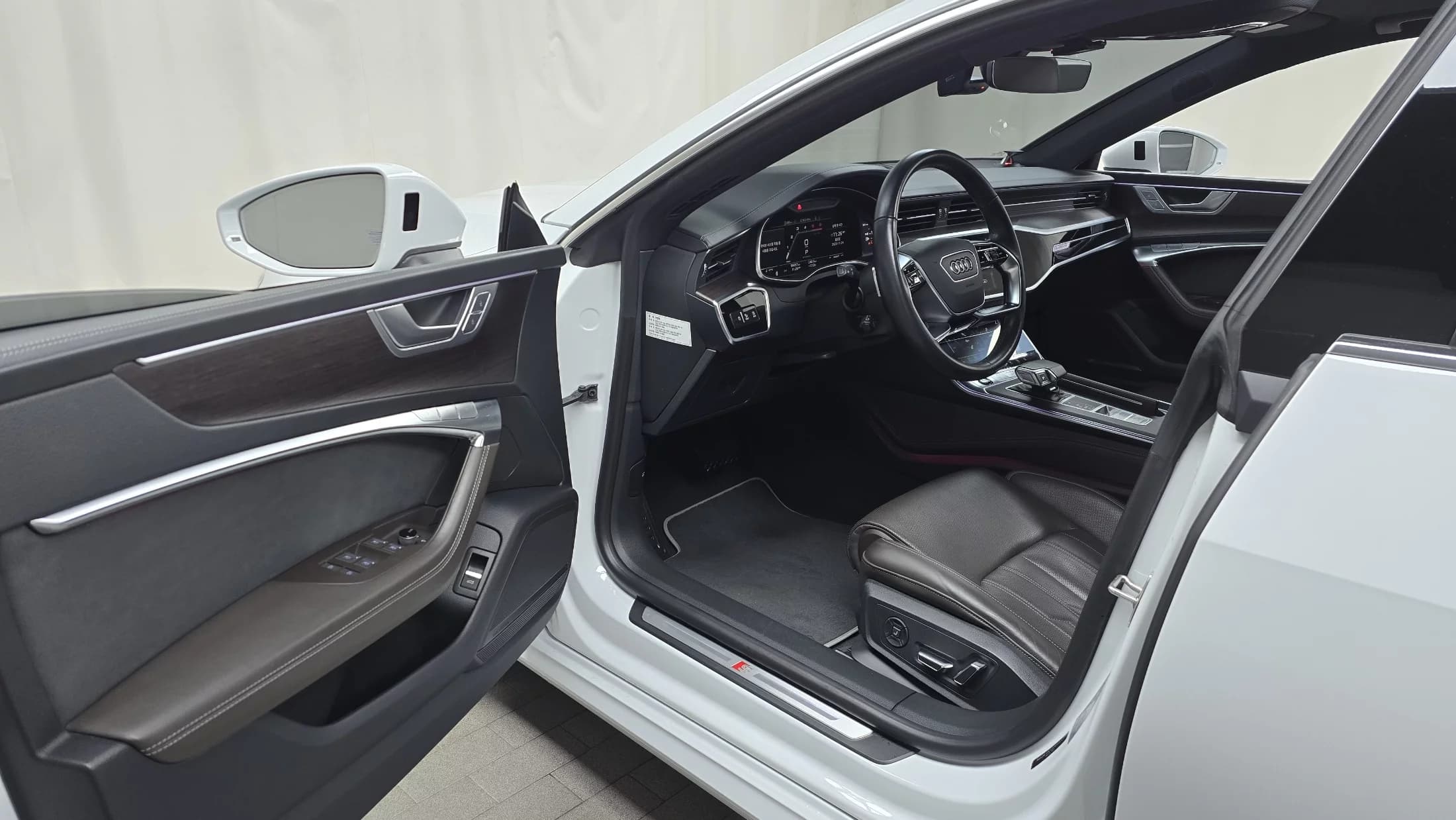 Audi A7 50 TDI Quattrp Premium, 2022 г. 96753 км. — фото 10