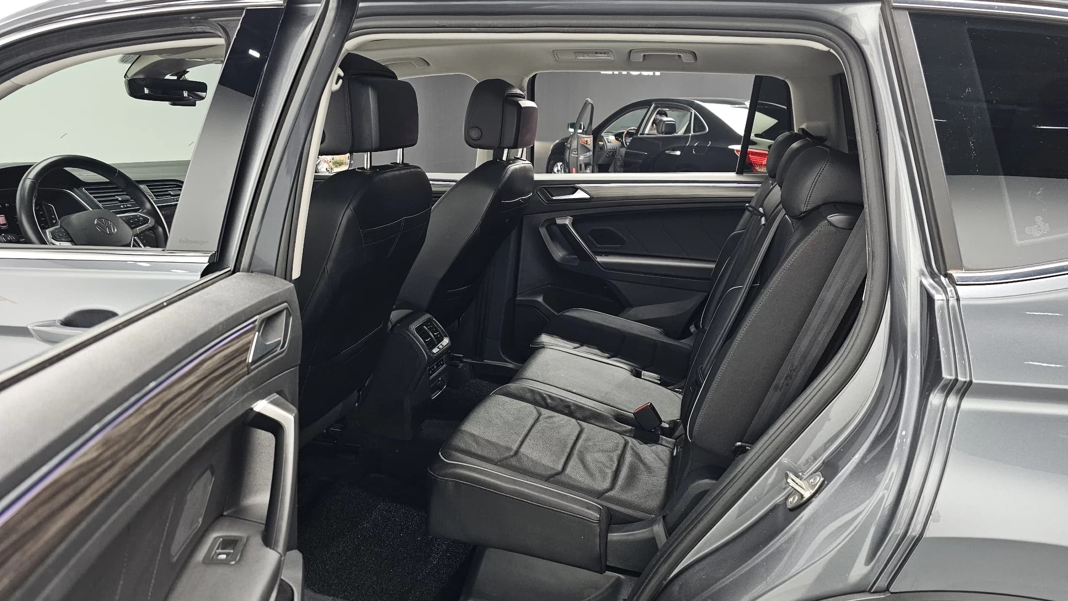 Volkswagen TIGUAN 2.0 TSI Prestige, 2022 г. 40083 км. — фото 11