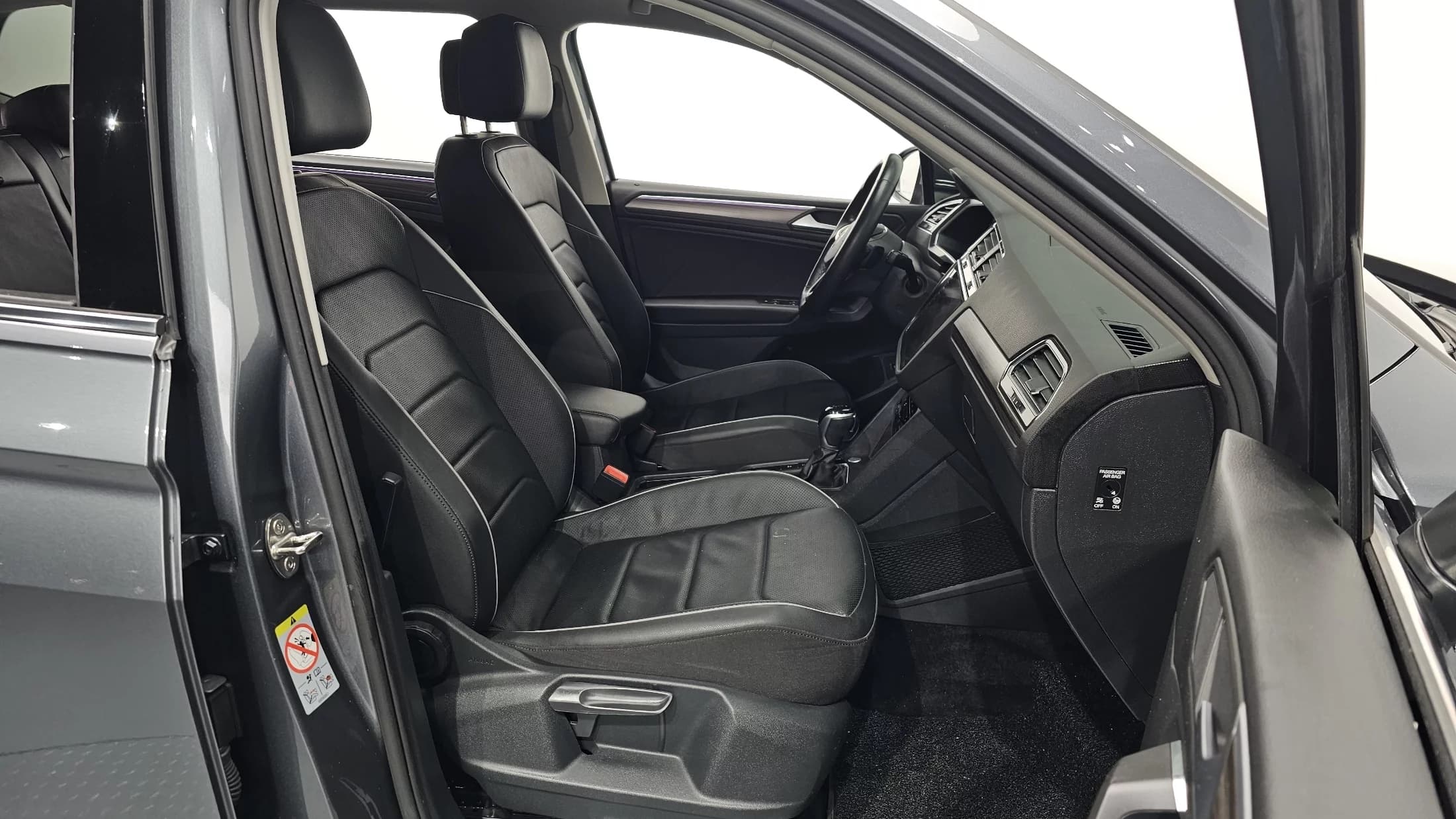 Volkswagen TIGUAN 2.0 TSI Prestige, 2022 г. 40083 км. — фото 12