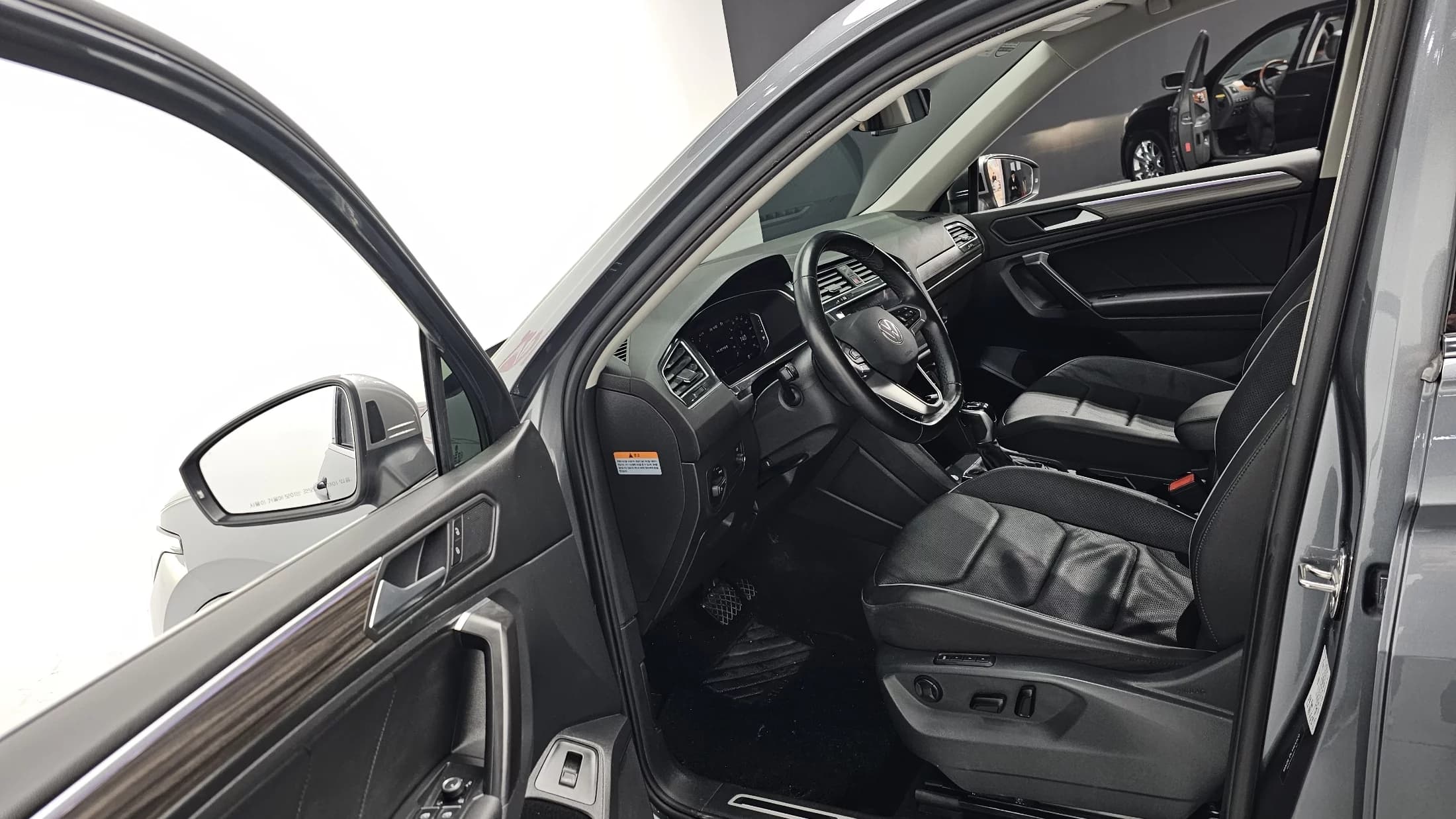Volkswagen TIGUAN 2.0 TSI Prestige, 2022 г. 40083 км. — фото 10
