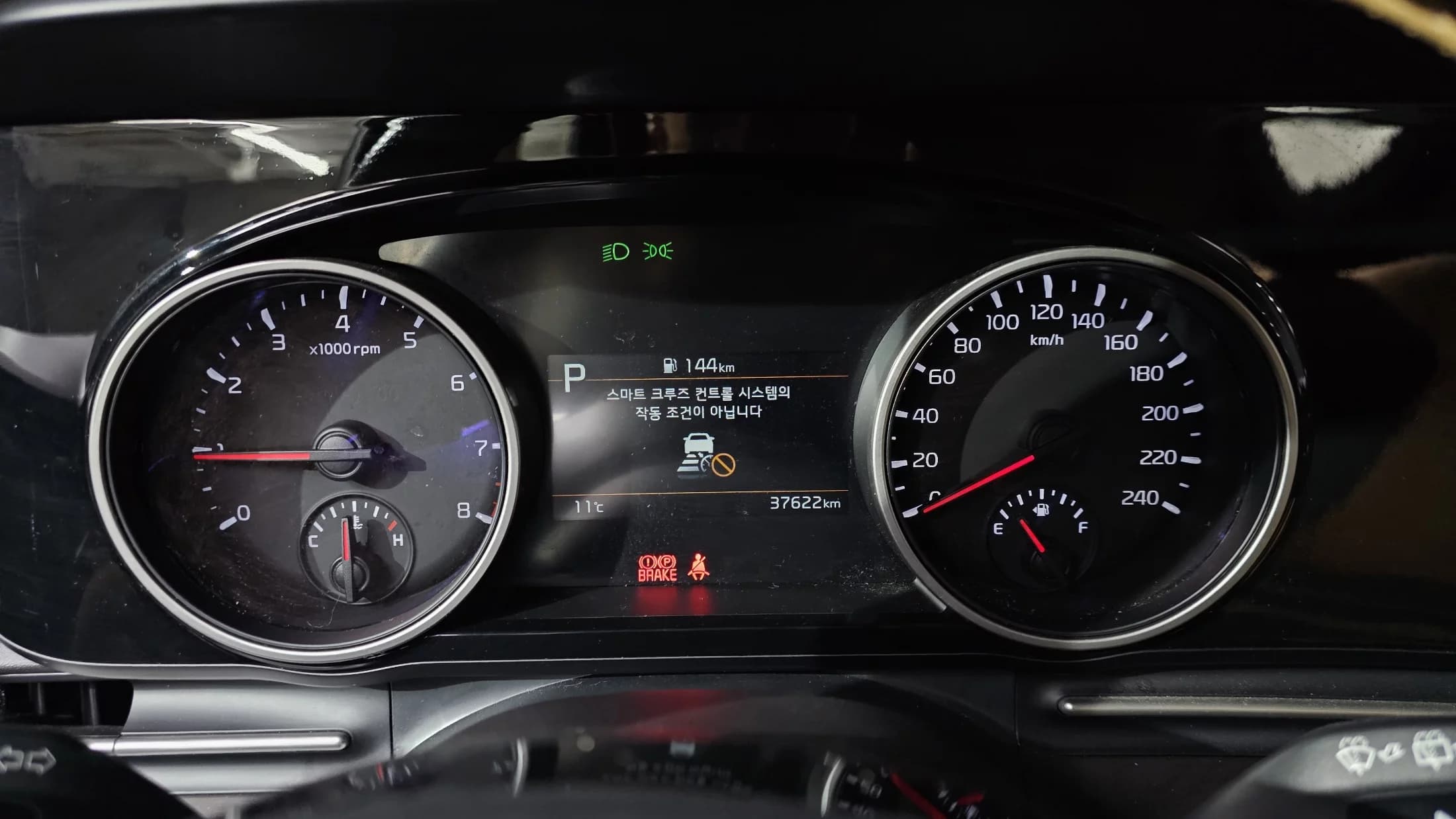 Kia Carnival Gasoline 9-Seater Prestige, 2022 г. 37715 км. — фото 8