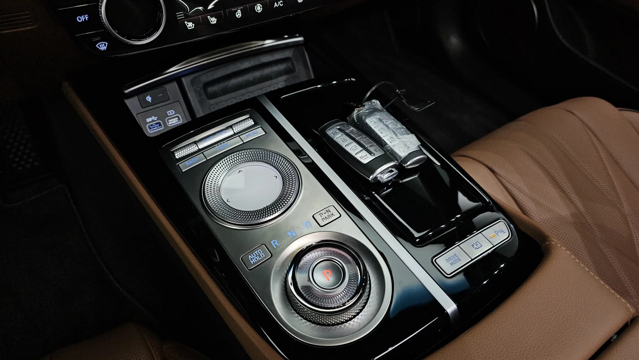 Genesis G80 Gasoline 2.5 Turbo AWD, 2022 г. 2142 км. — фото 9