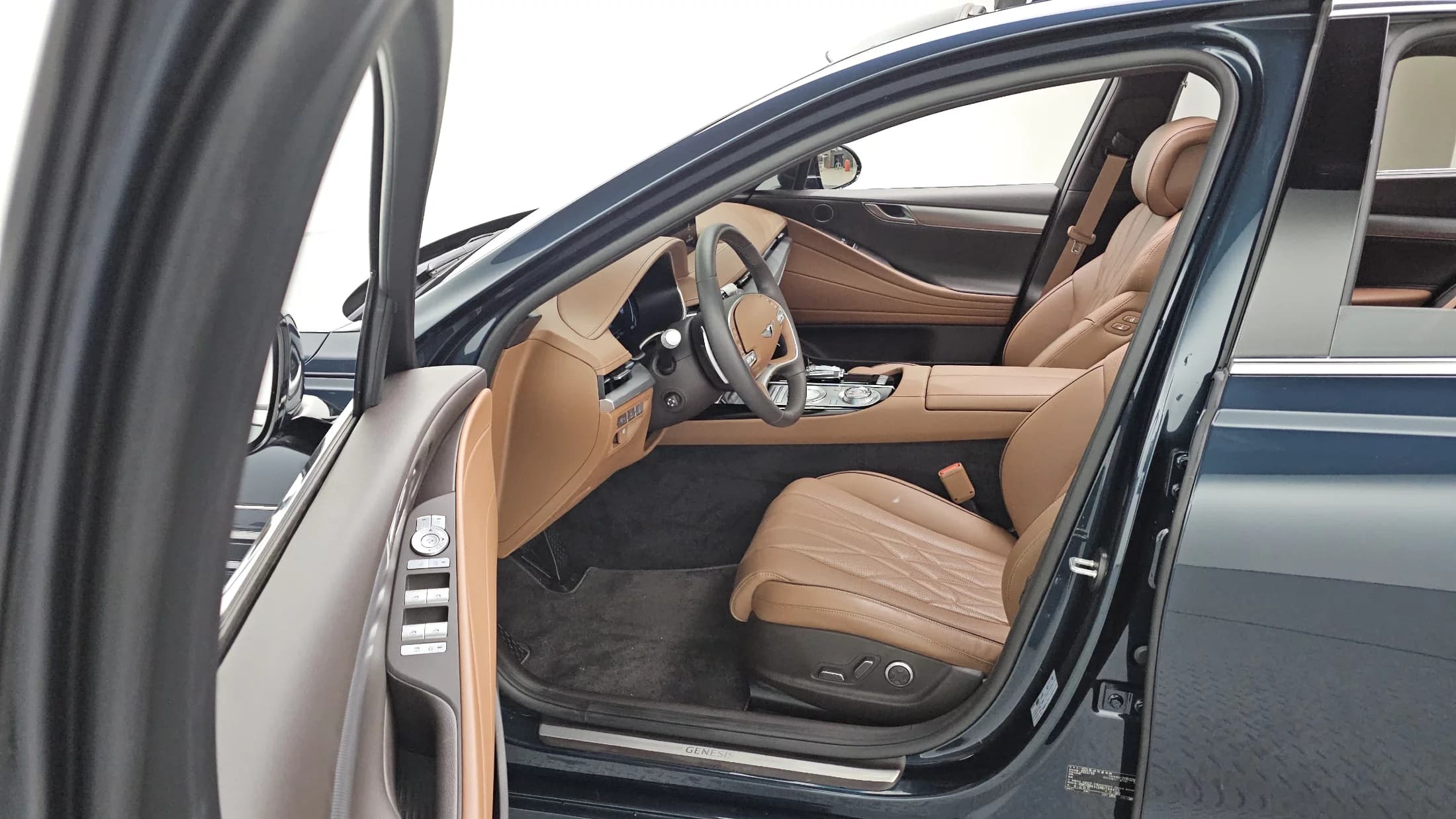 Genesis G80 Gasoline 2.5 Turbo AWD, 2022 г. 2142 км. — фото 10