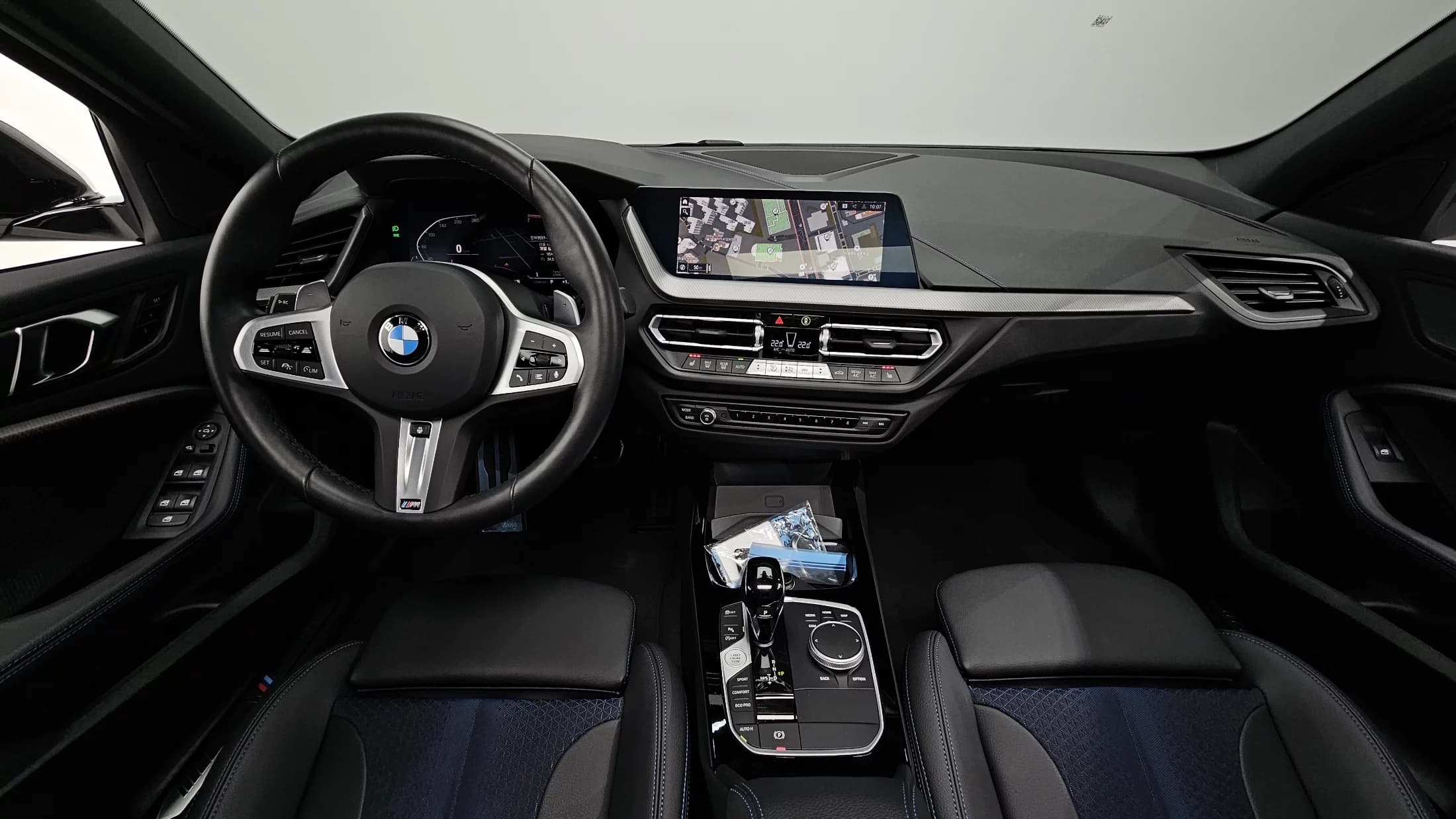 BMW 1-Series 120i M Sports, 2024 г. 9647 км. — фото 7