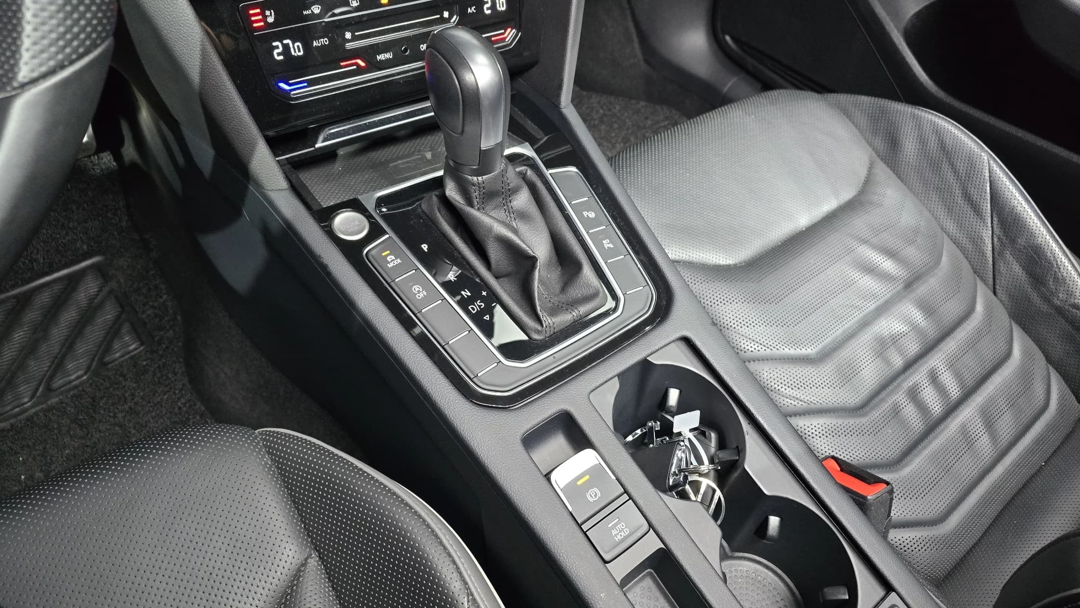 Volkswagen ARTEON 2.0 TDI Prestige, 2023 г. 16657 км. — фото 9