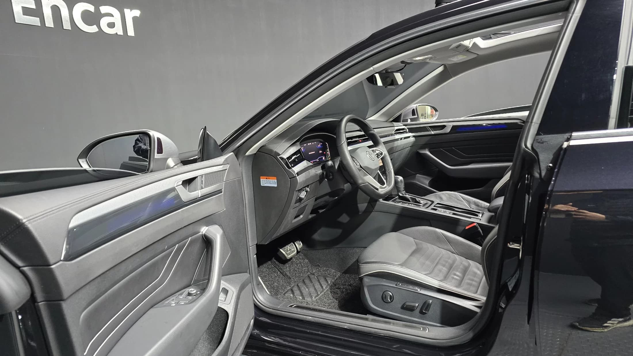 Volkswagen ARTEON 2.0 TDI Prestige, 2023 г. 16657 км. — фото 10
