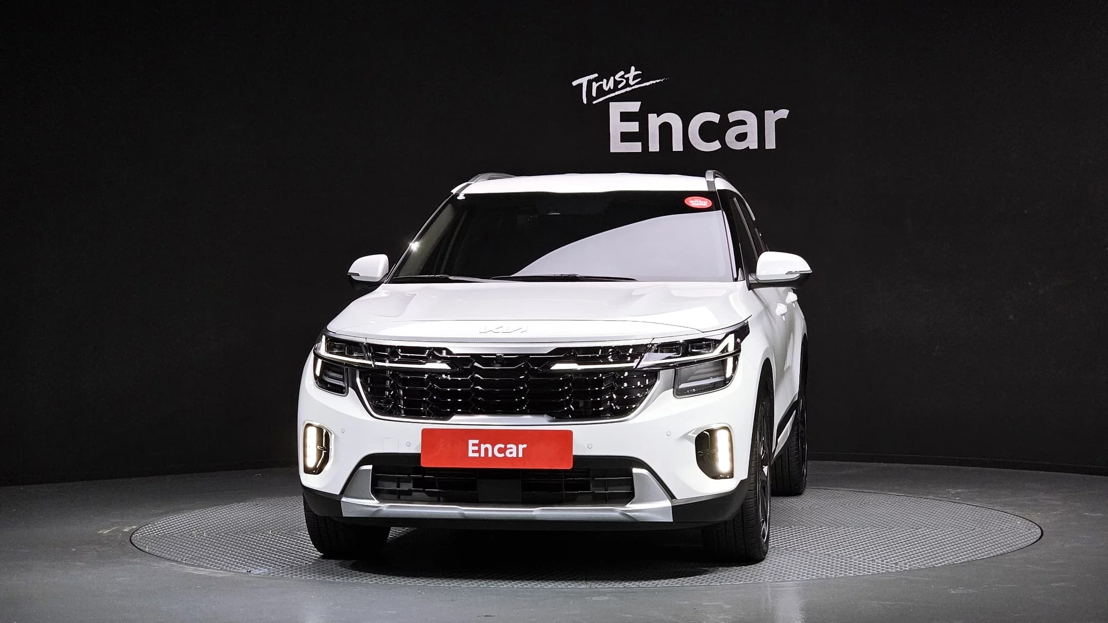 Kia Seltos Gasoline 1.6 Turbo 2WD Signature, 2024 г. 5806 км. — фото 3