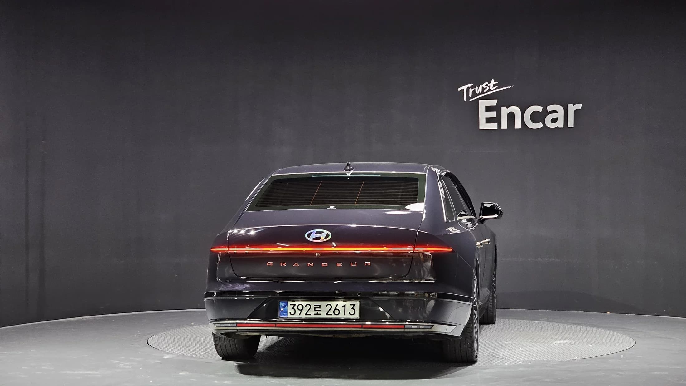 Hyundai Grandeur 2,5 Gasoline 2WD Calligraphy, 2023 г. 81169 км. — фото 4