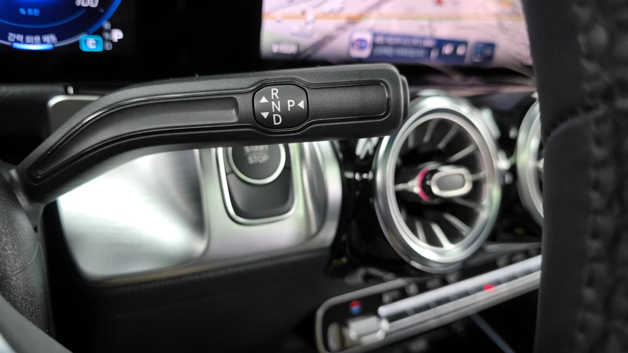 Mercedes-Benz EQB EQB300 4MATIC Progressive, электромобиль, 2025 г. 9031 км. — фото 26