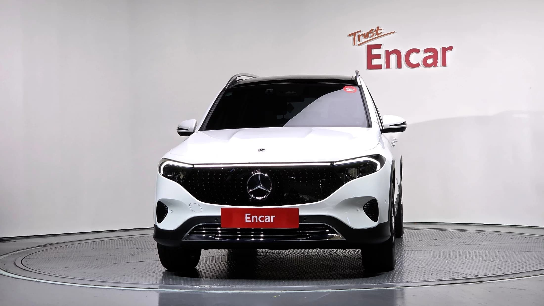 Mercedes-Benz EQB EQB300 4MATIC Progressive, электромобиль, 2025 г. 9031 км. — фото 9