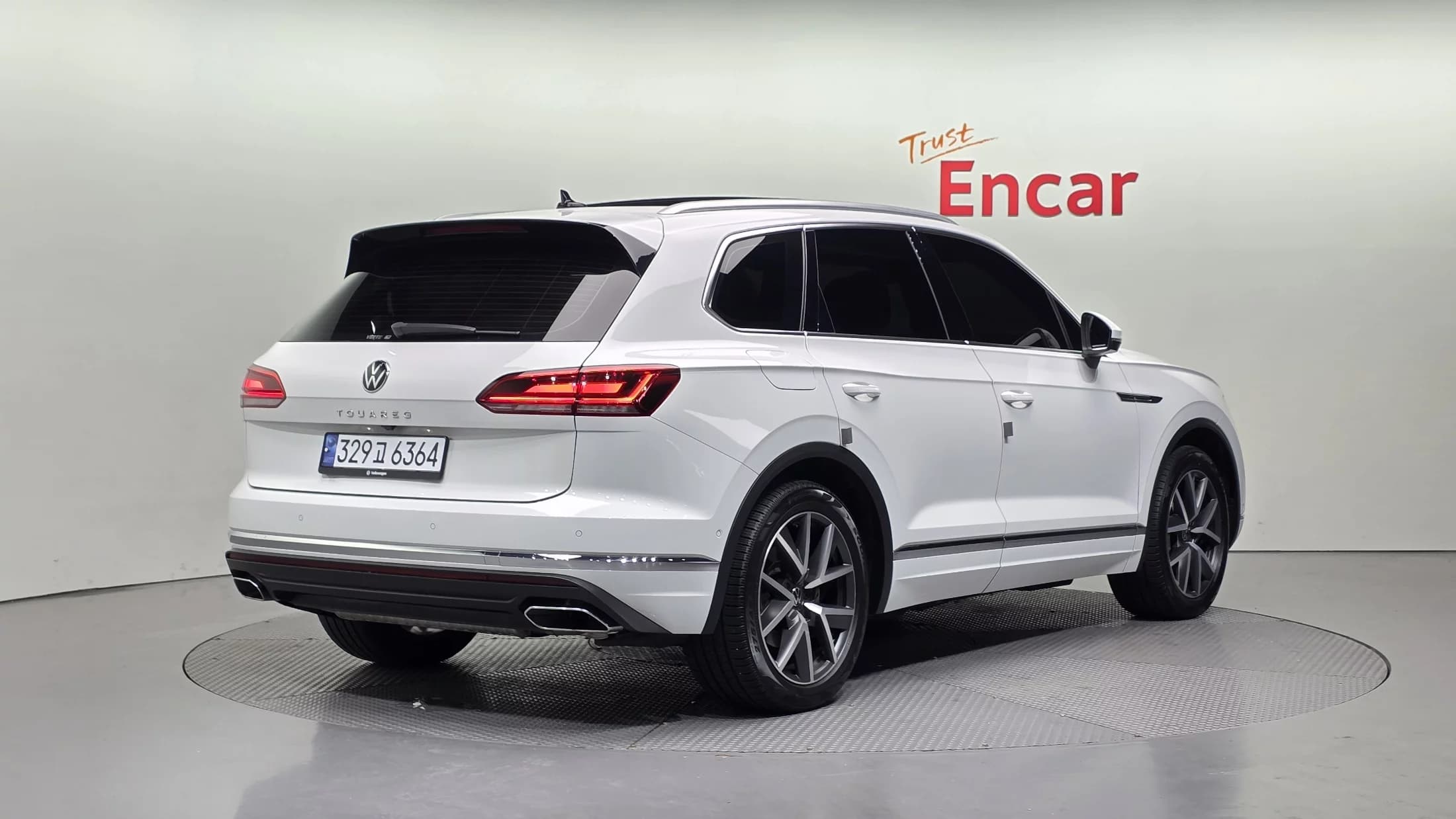 Volkswagen Touareg 3.0 TDI Prestige, 2021 г. 94899 км. — фото 2