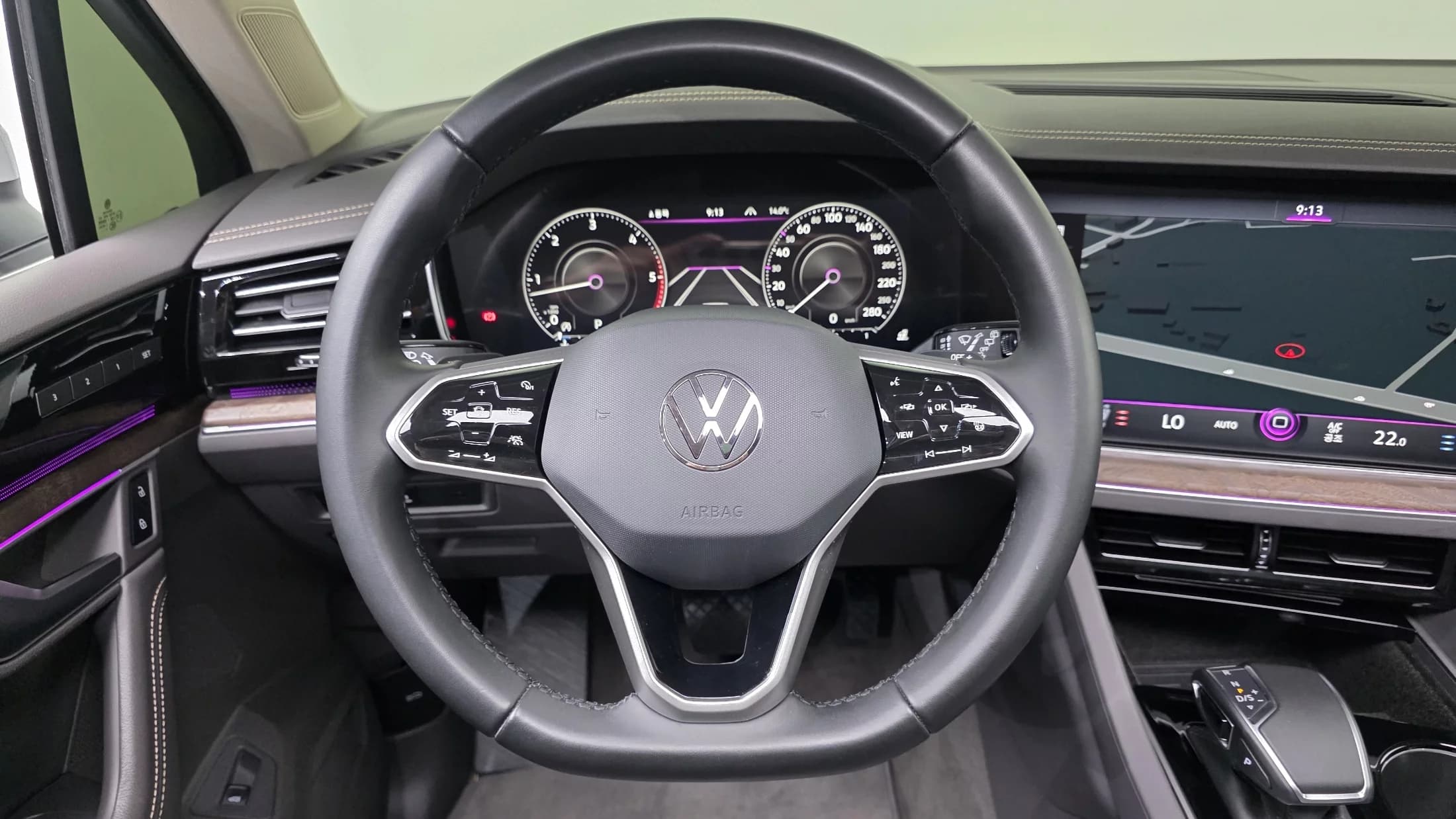 Volkswagen Touareg 3.0 TDI Prestige, 2021 г. 94899 км. — фото 14