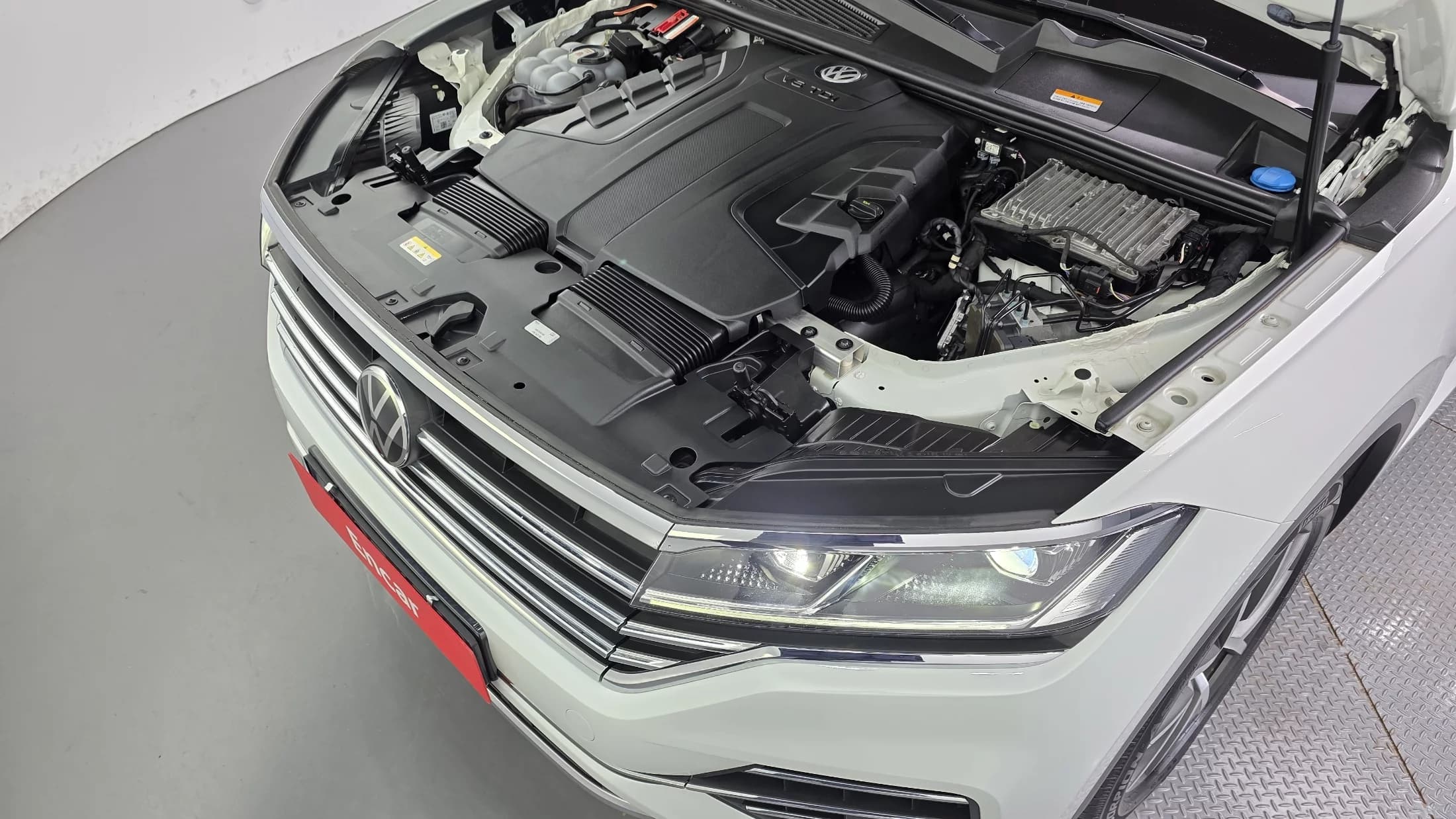 Volkswagen Touareg 3.0 TDI Prestige, 2021 г. 94899 км. — фото 6