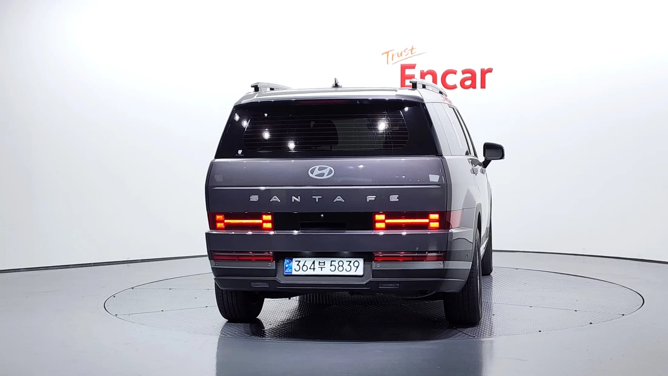 Hyundai Santa Fe HEV 1.6 2WD Prestige, гибрид, 2024 г. 35795 км. — фото 4