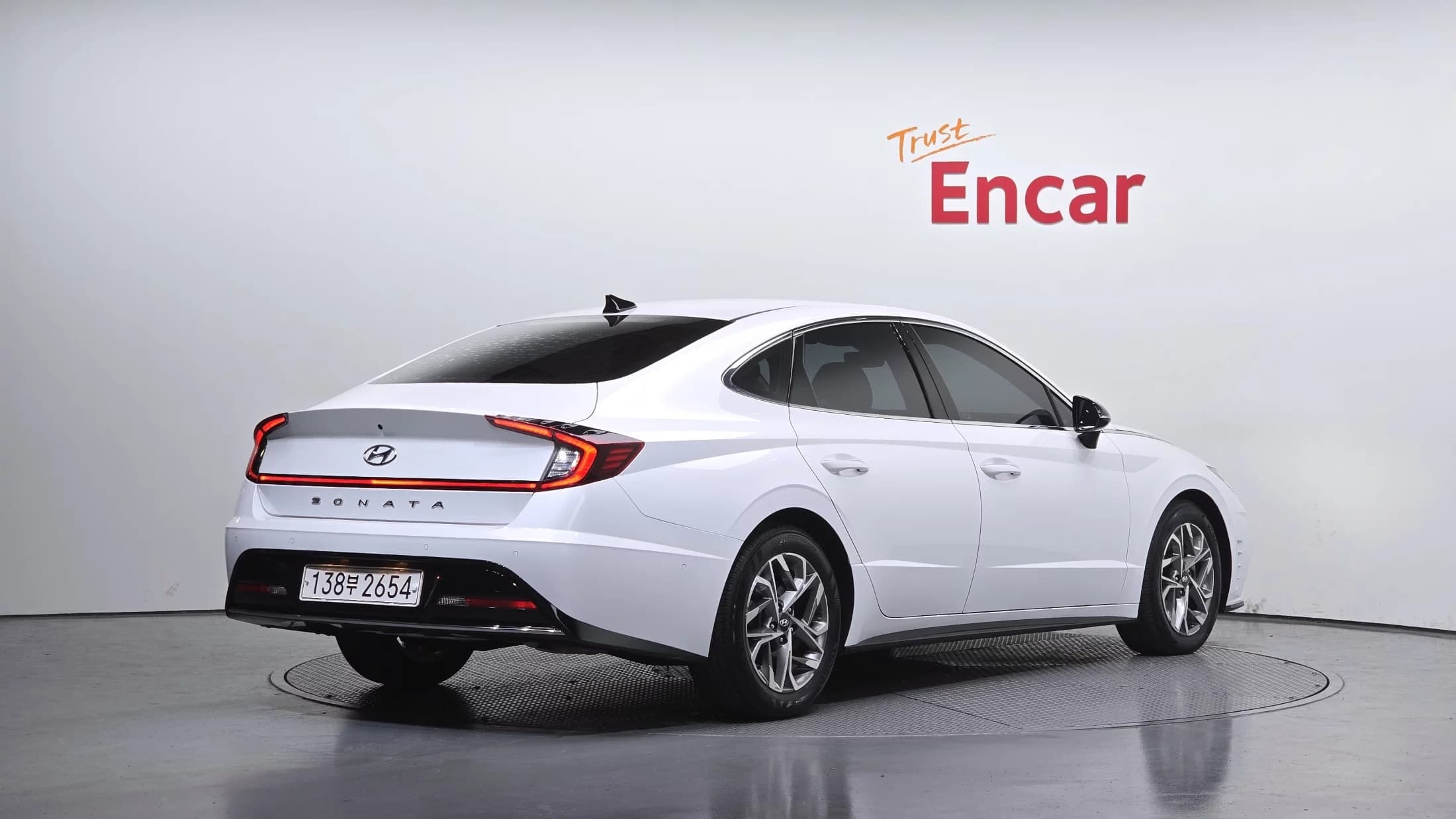 Hyundai Sonata 2.0 Premium Plus, 2021 г. 58218 км. — фото 2