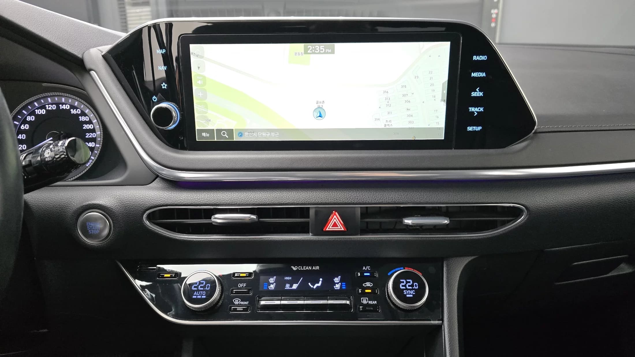 Hyundai Sonata 2.0 Premium Plus, 2021 г. 58218 км. — фото 19
