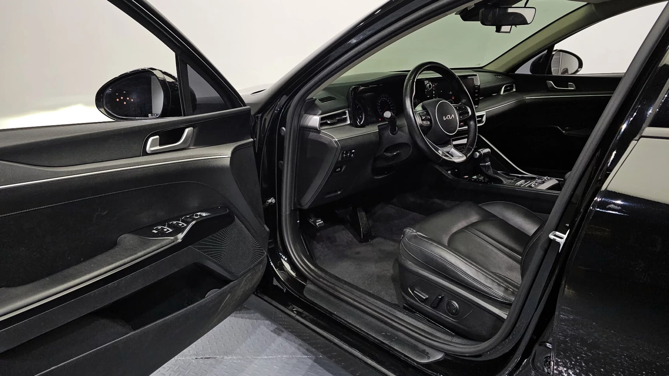 Kia K5 (Киа Оптима) 2.0 LPI(Renter car) Trandy, 2022 г. 160180 км. — фото 10