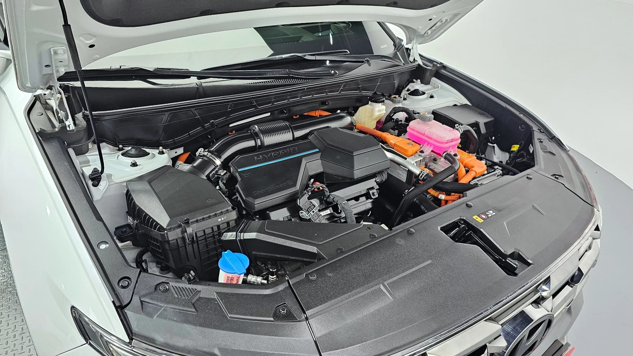 Hyundai Tucson HEV 1.6 2WD Inspiration, гибрид, 2024 г. 6944 км. — фото 6