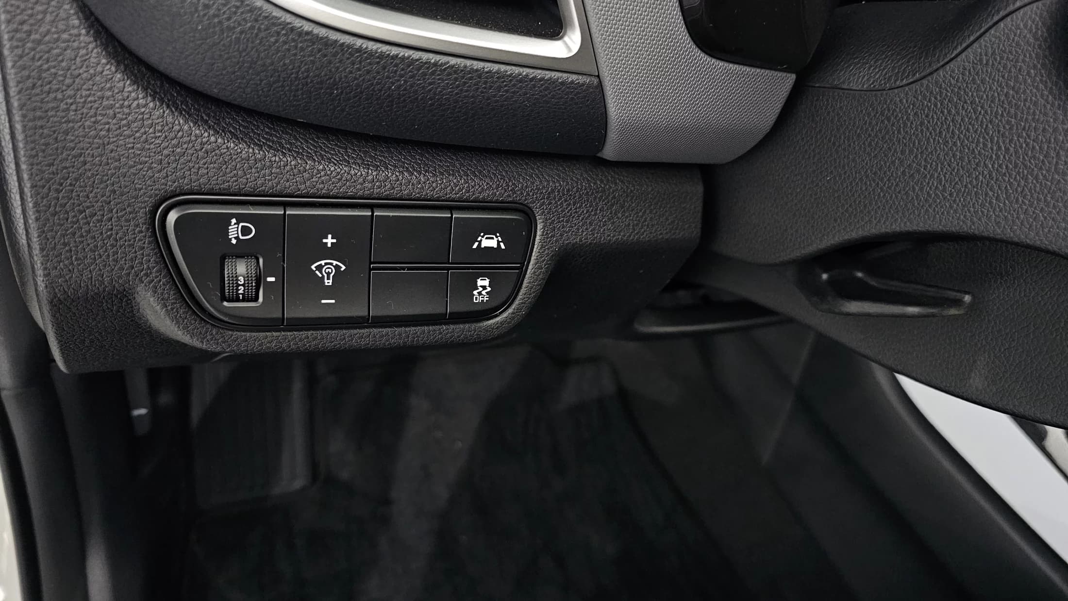Kia Seltos Gasoline 1.6 Turbo 2WD Trendy, 2022 г. 24866 км. — фото 17