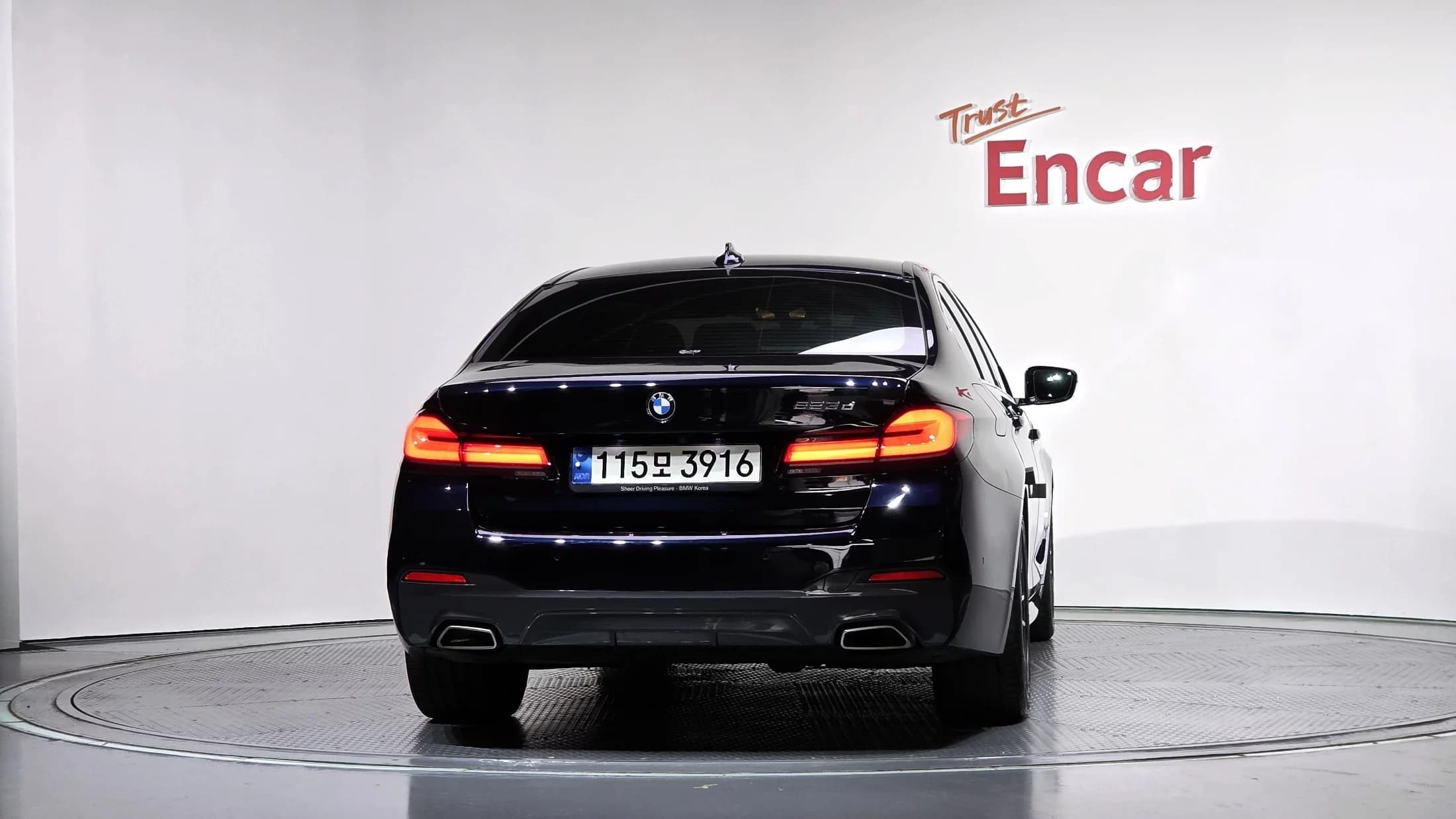 BMW 5-Series 523d M Sport, 2021 г. 48360 км. — фото 4
