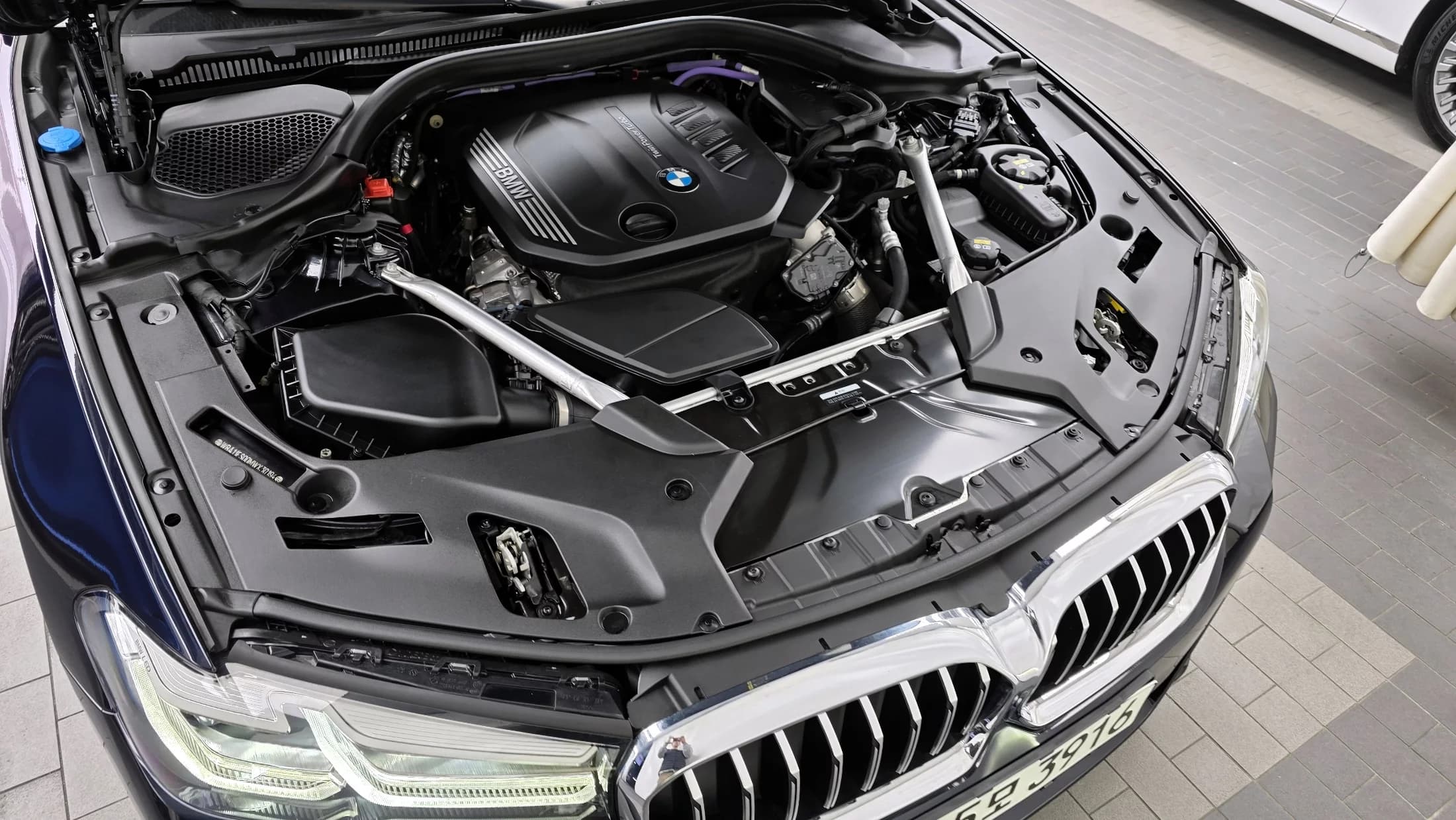 BMW 5-Series 523d M Sport, 2021 г. 48360 км. — фото 6