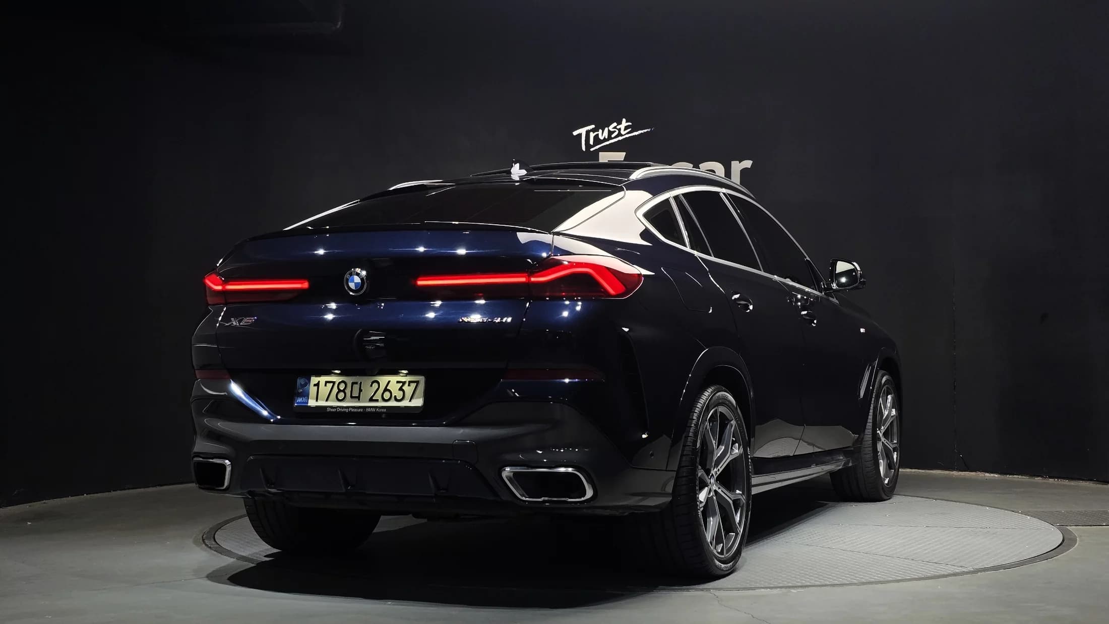 BMW X6 xDrive40i M Sport, 2021 г. 82594 км. — фото 2