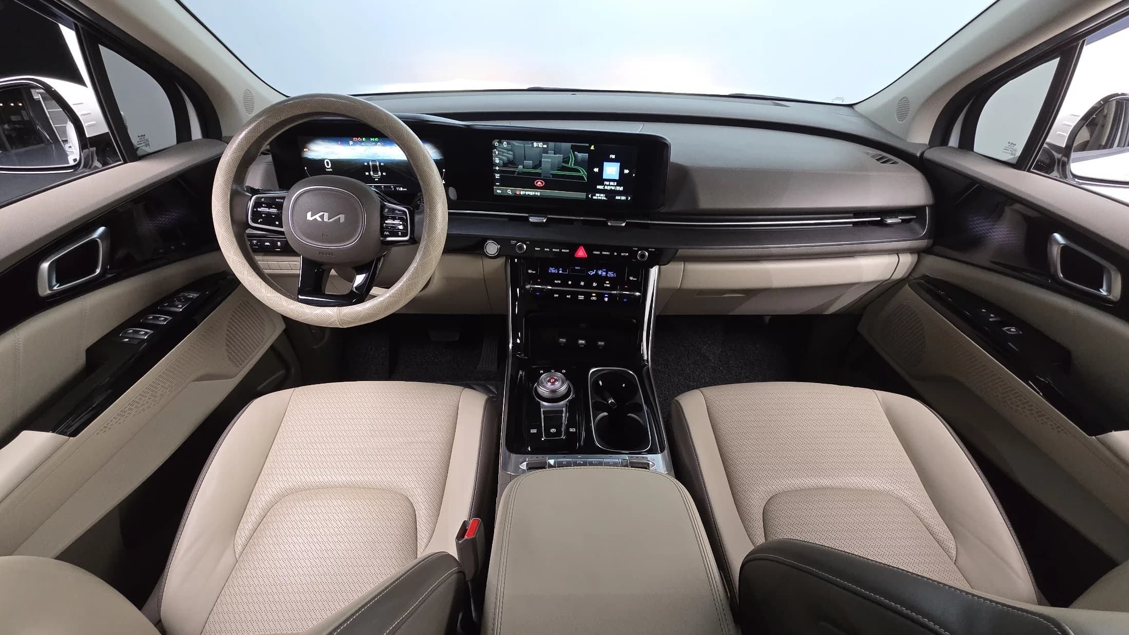 Kia Carnival 7-Seater Signature, 2021 г. 61299 км. — фото 7