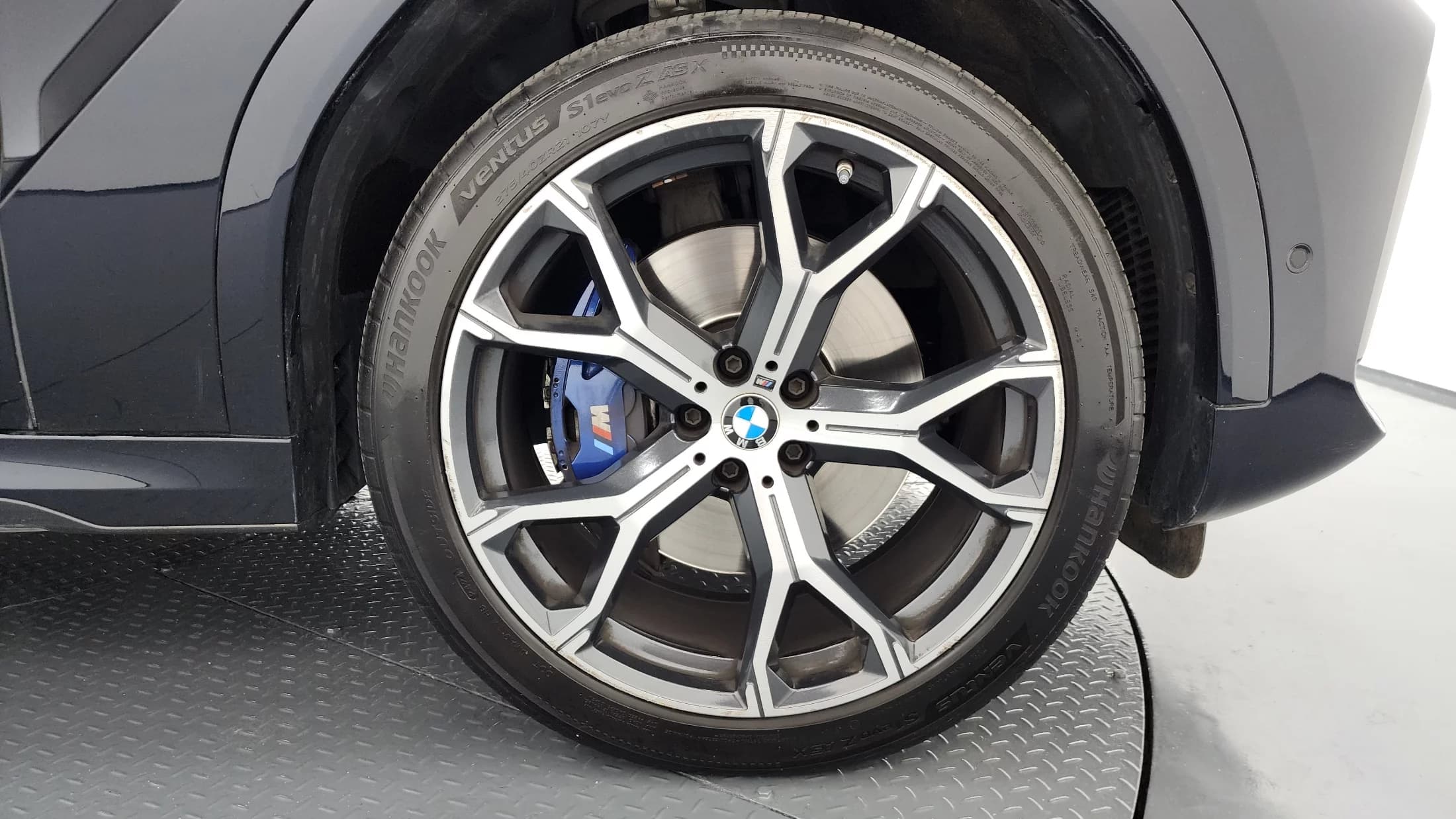 BMW X6 xDrive40i M Sport, 2021 г. 76064 км. — фото 5
