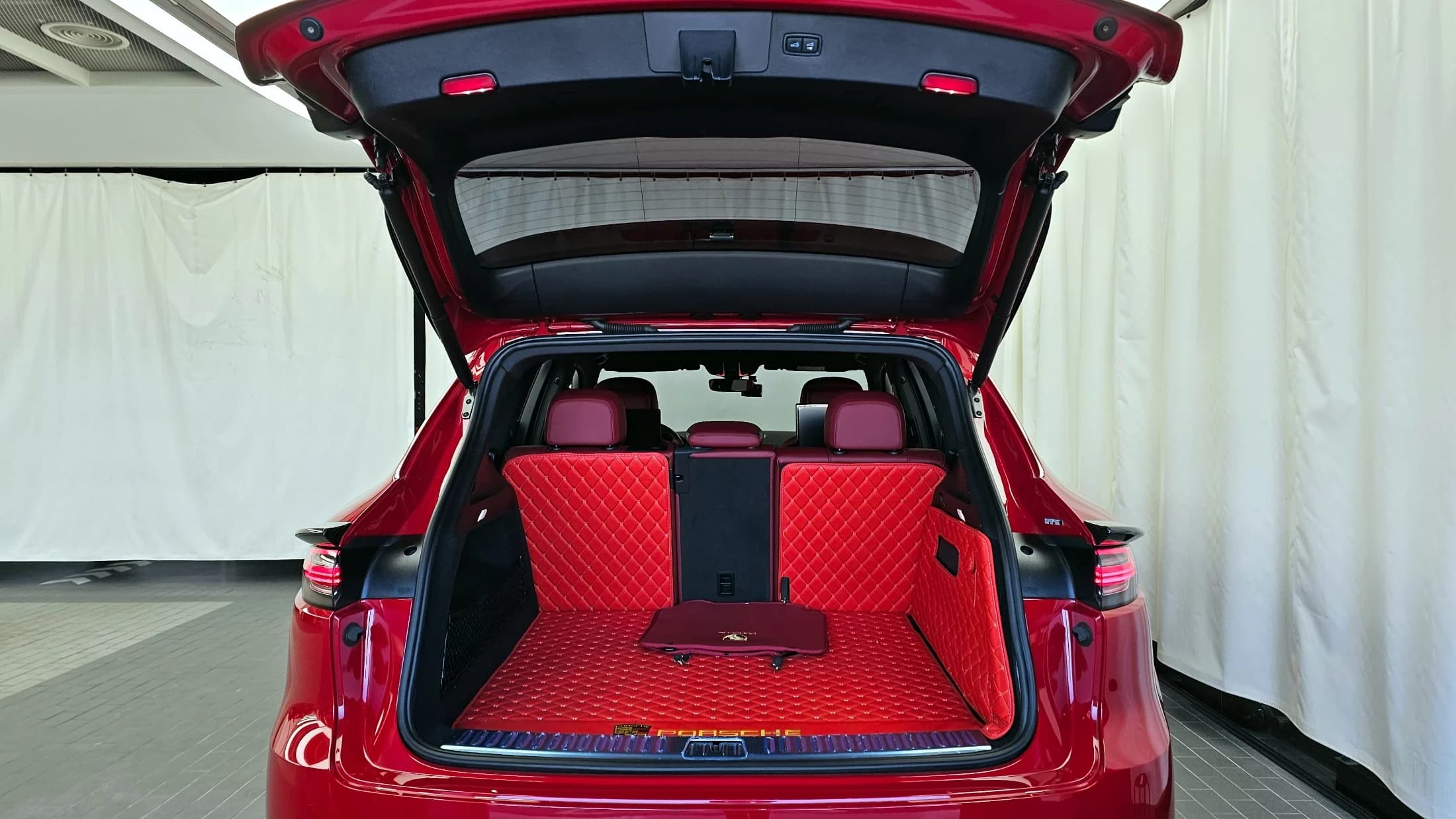 Porsche CAYENNE 3.0, 2021 г. 17060 км. — фото 20