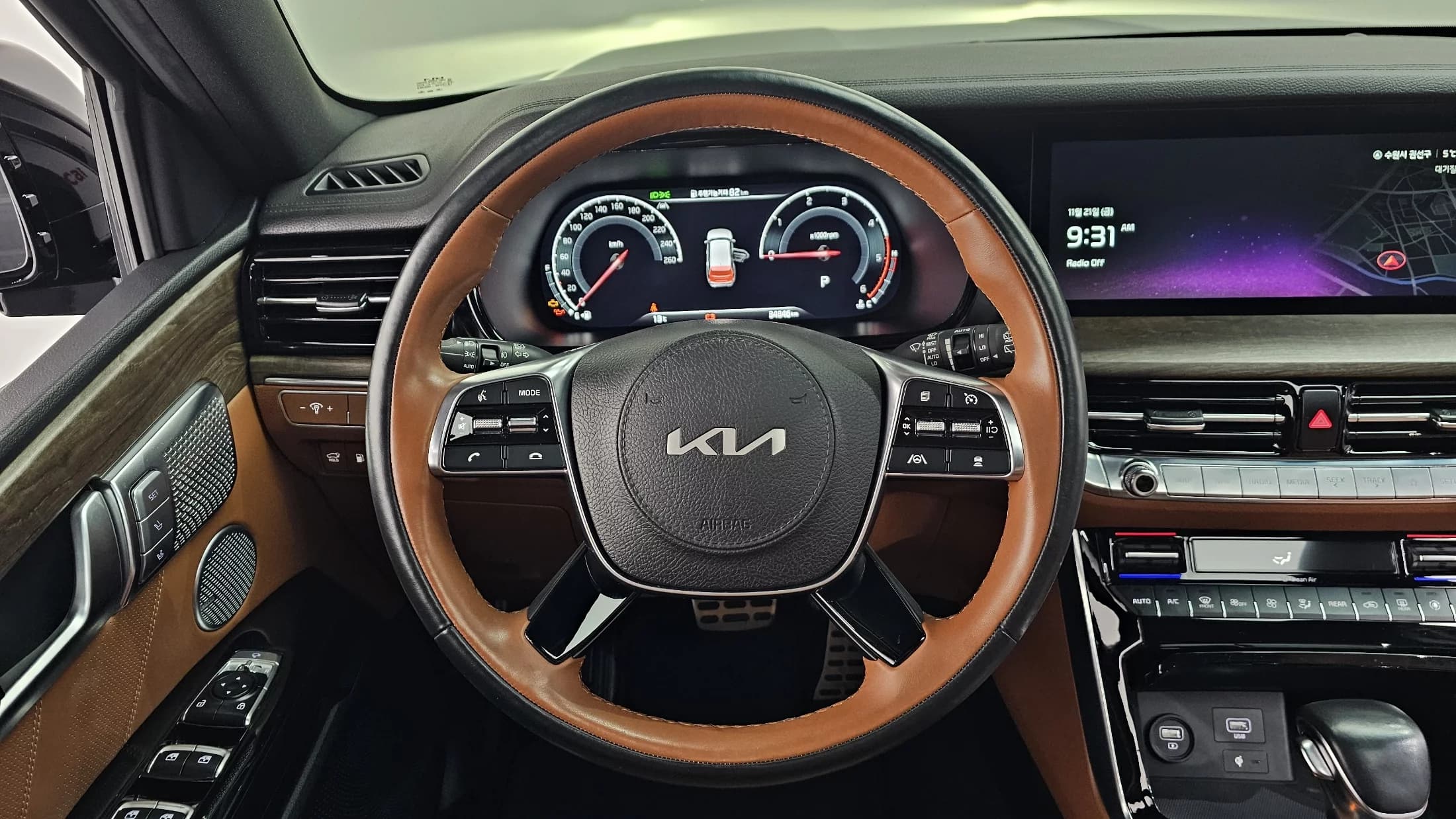 Kia Mohave Diesel 3.0 4WD 6-Seater Masters, 2022 г. 34849 км. — фото 13