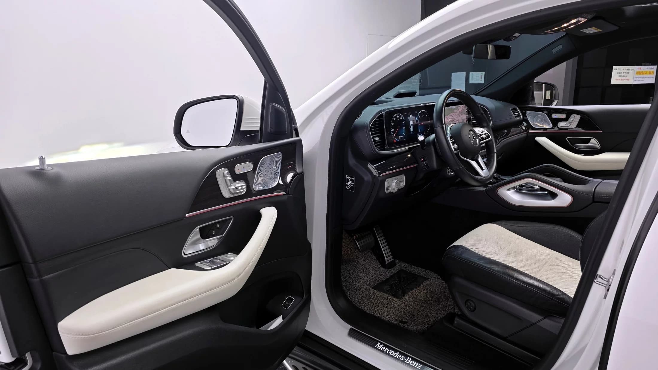 Mercedes-Benz GLE-Class GLE400d 4MATIC Coupe, 2021 г. 39479 км. — фото 11