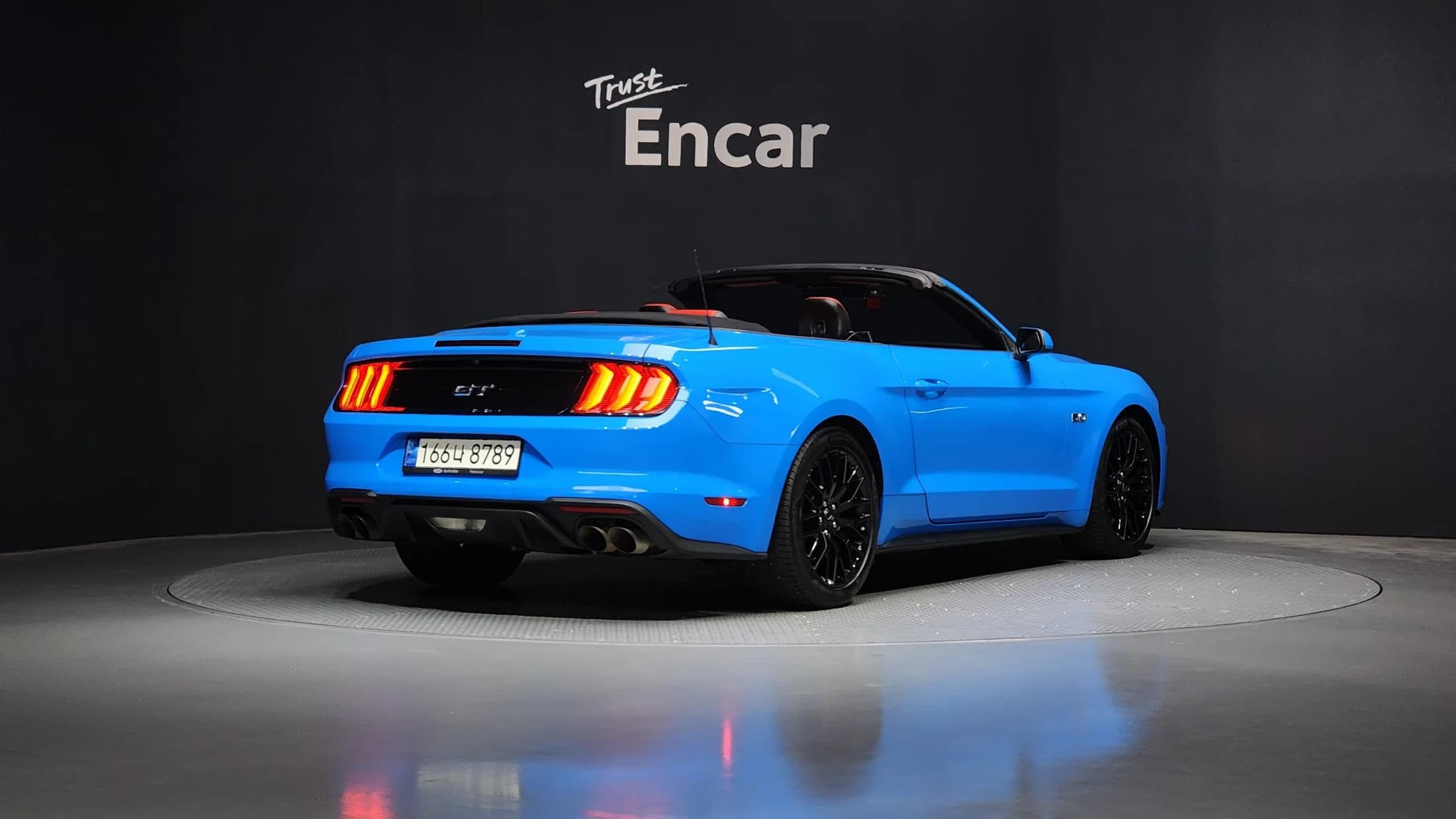 Ford MUSTANG GT Convertible, 2022 г. 10617 км. — фото 2