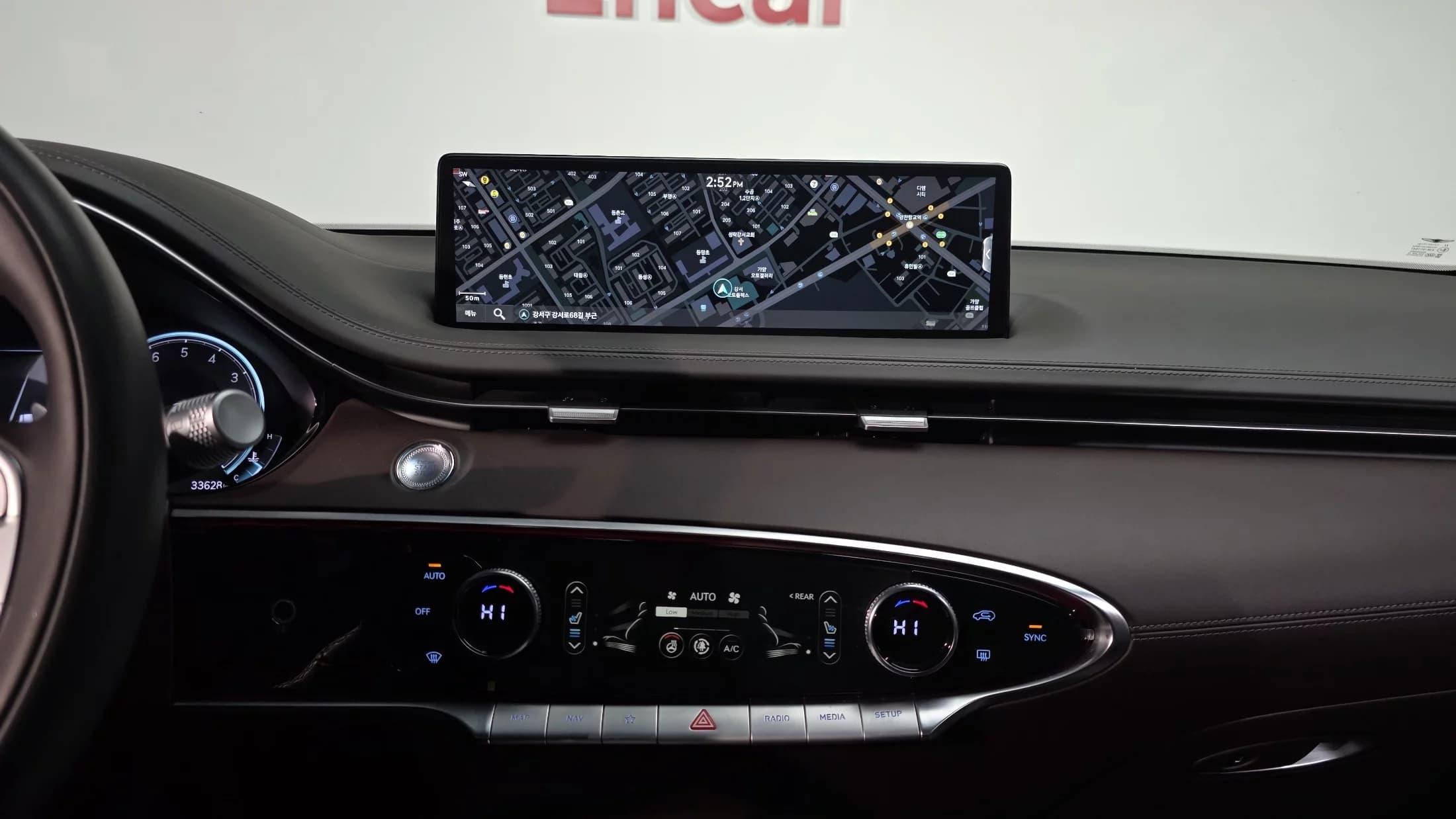 Genesis GV70 2.5T Gasoline AWD, 2021 г. 33694 км. — фото 14