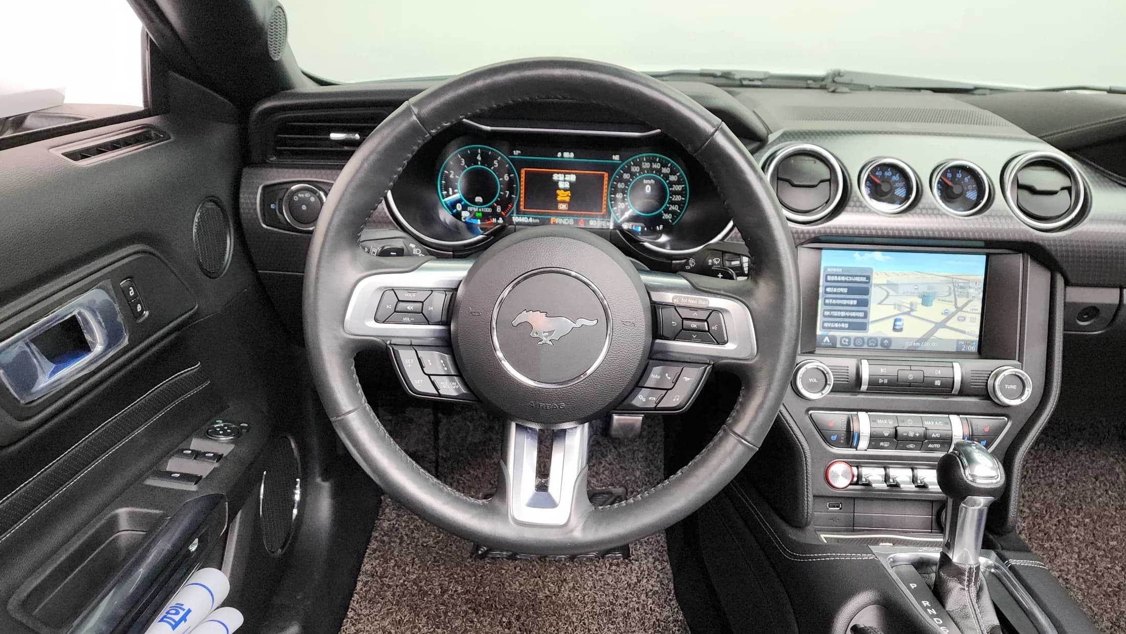 Ford MUSTANG GT Convertible, 2021 г. 16527 км. — фото 13