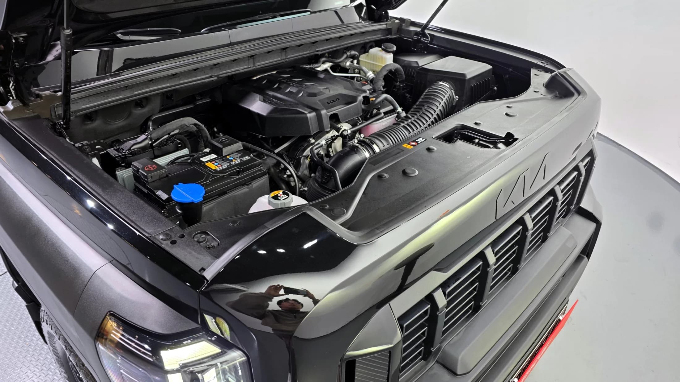 Kia Tasman 2.5T Gasoline 4WD X-Pro, 2025 г. 9857 км. — фото 6